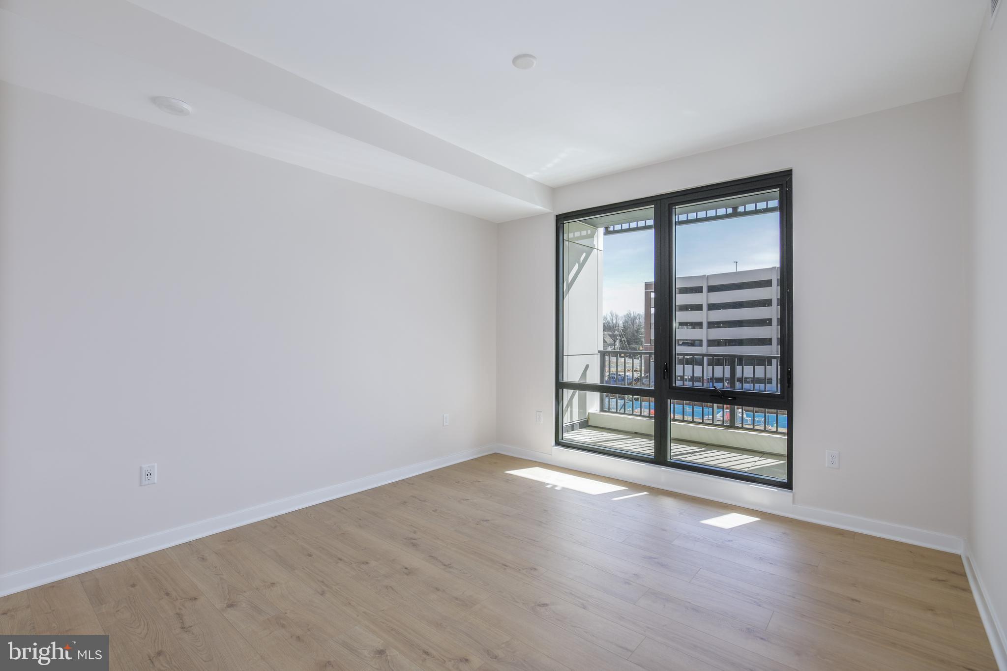 FALLS CHURCH CITY - Residential