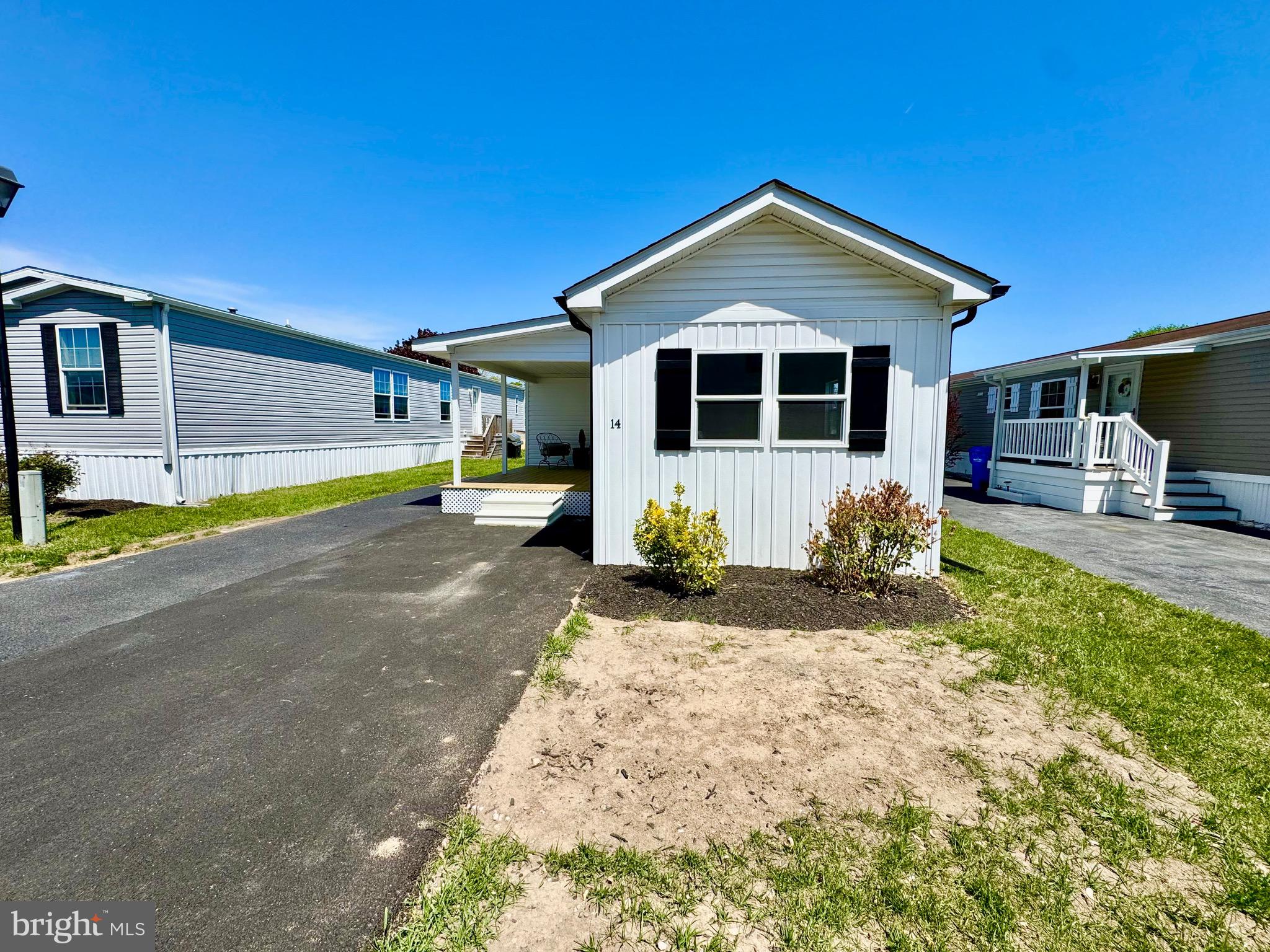 COLONIAL EAST MHP - Residential