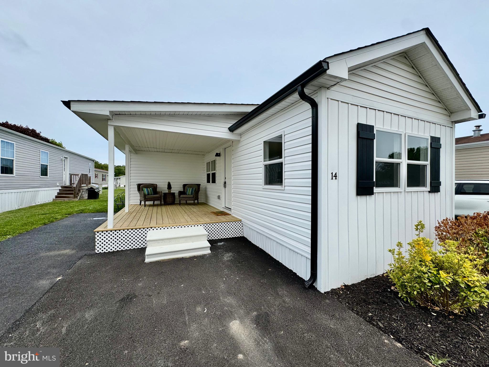 COLONIAL EAST MHP - Residential