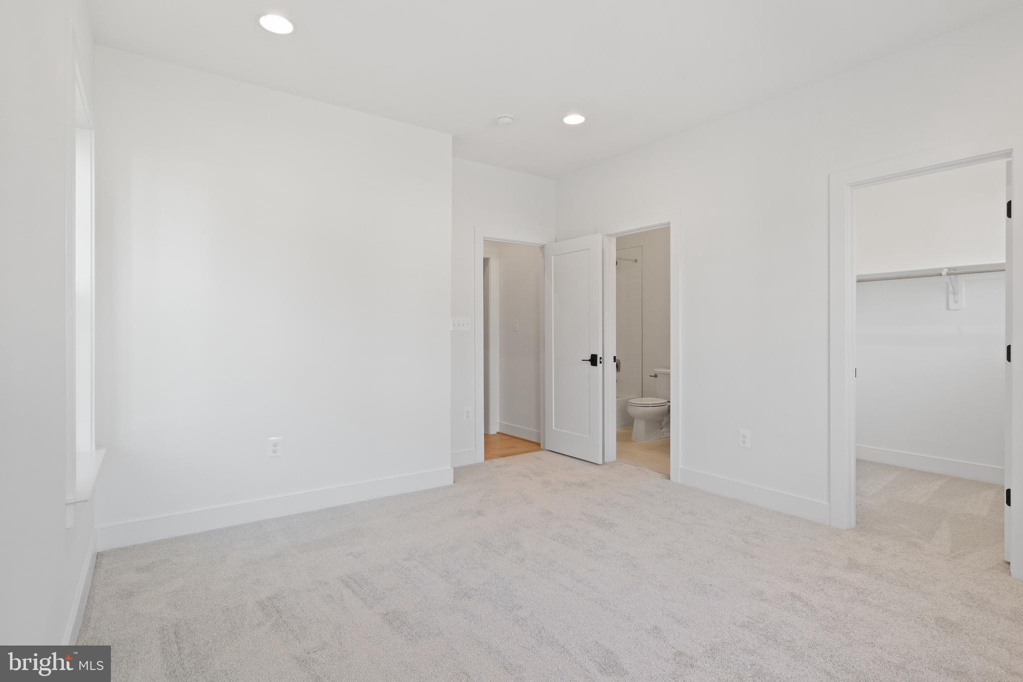 SYCAMORE GROVE - Residential