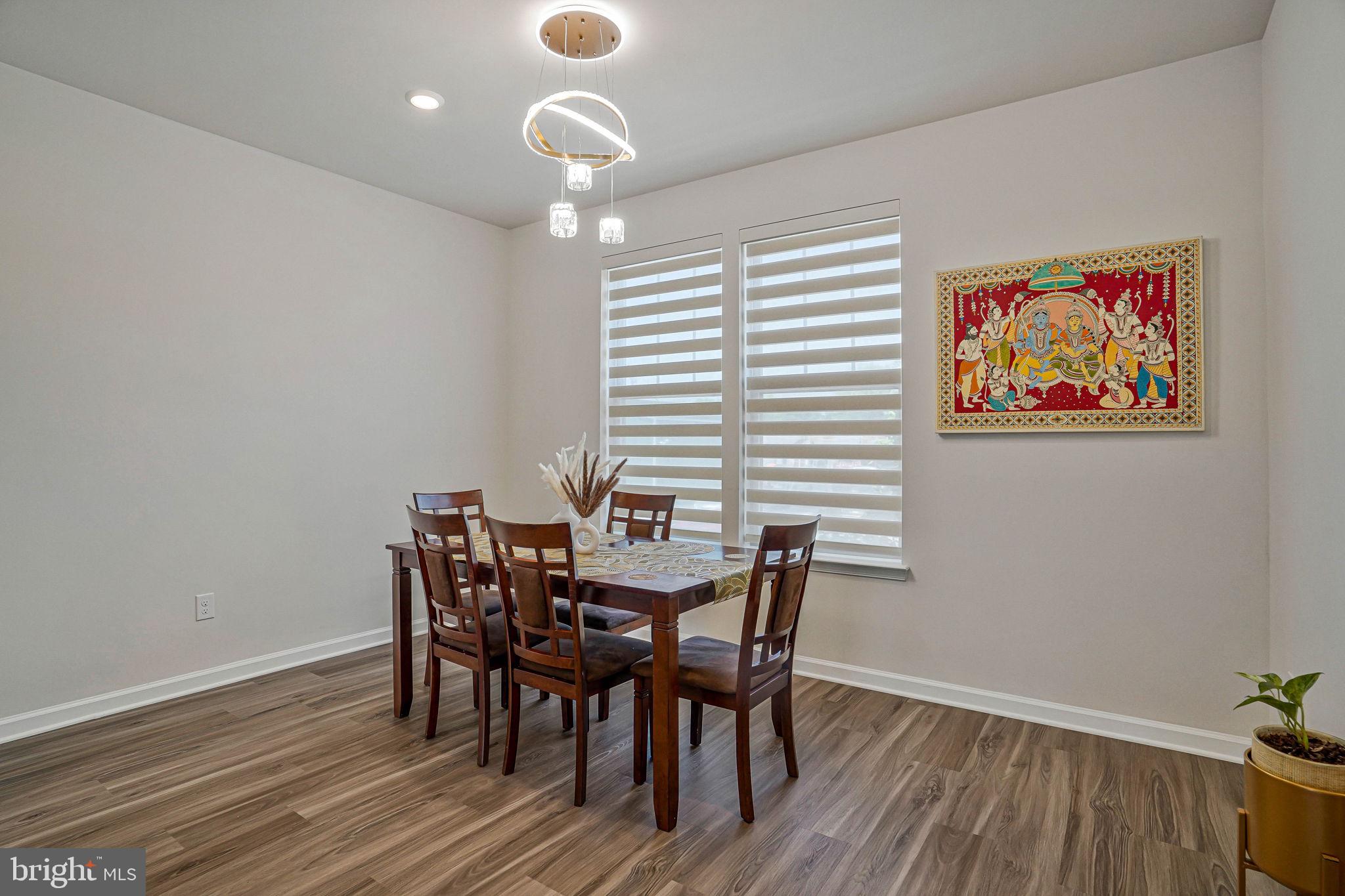 JEFFERSON SQUARE - Residential