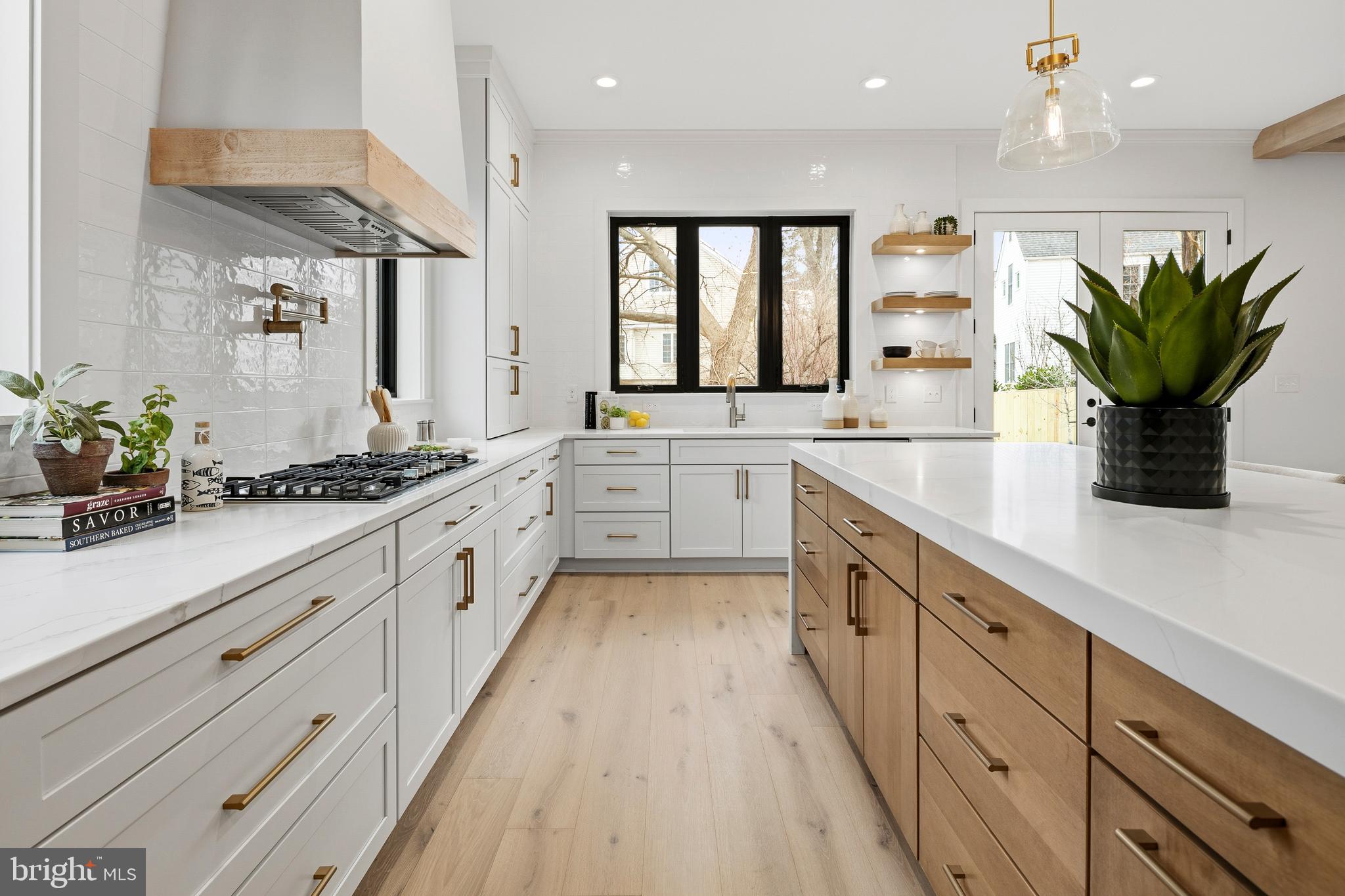 OVERLEE - Residential