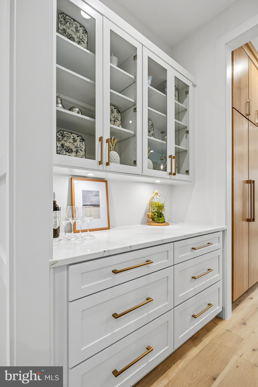 OVERLEE - Residential
