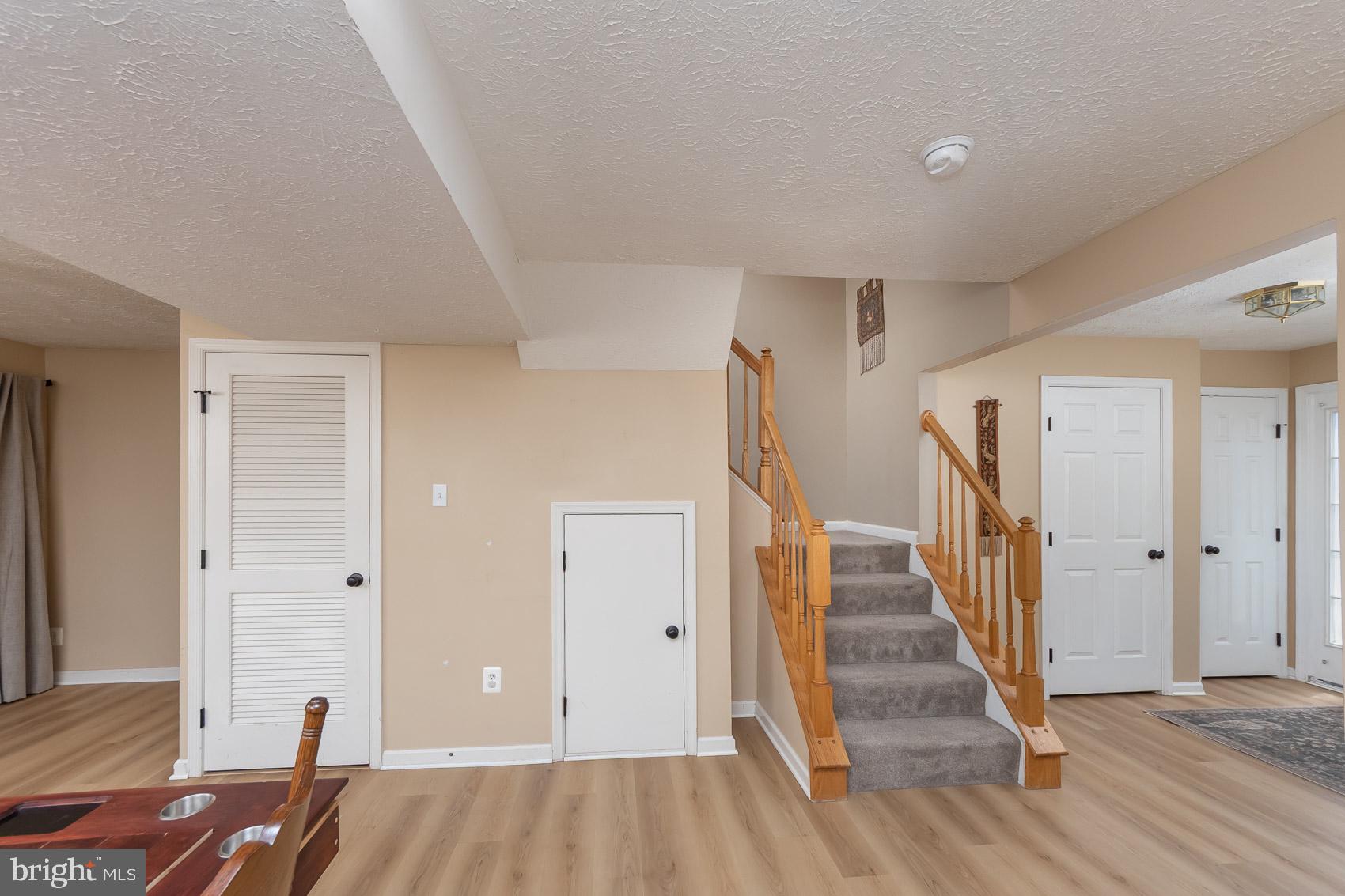 IRWINS CHOICE - Residential