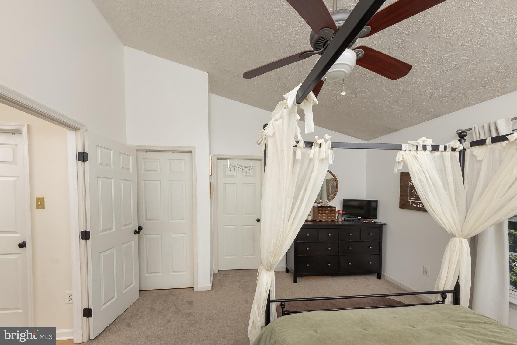 IRWINS CHOICE - Residential
