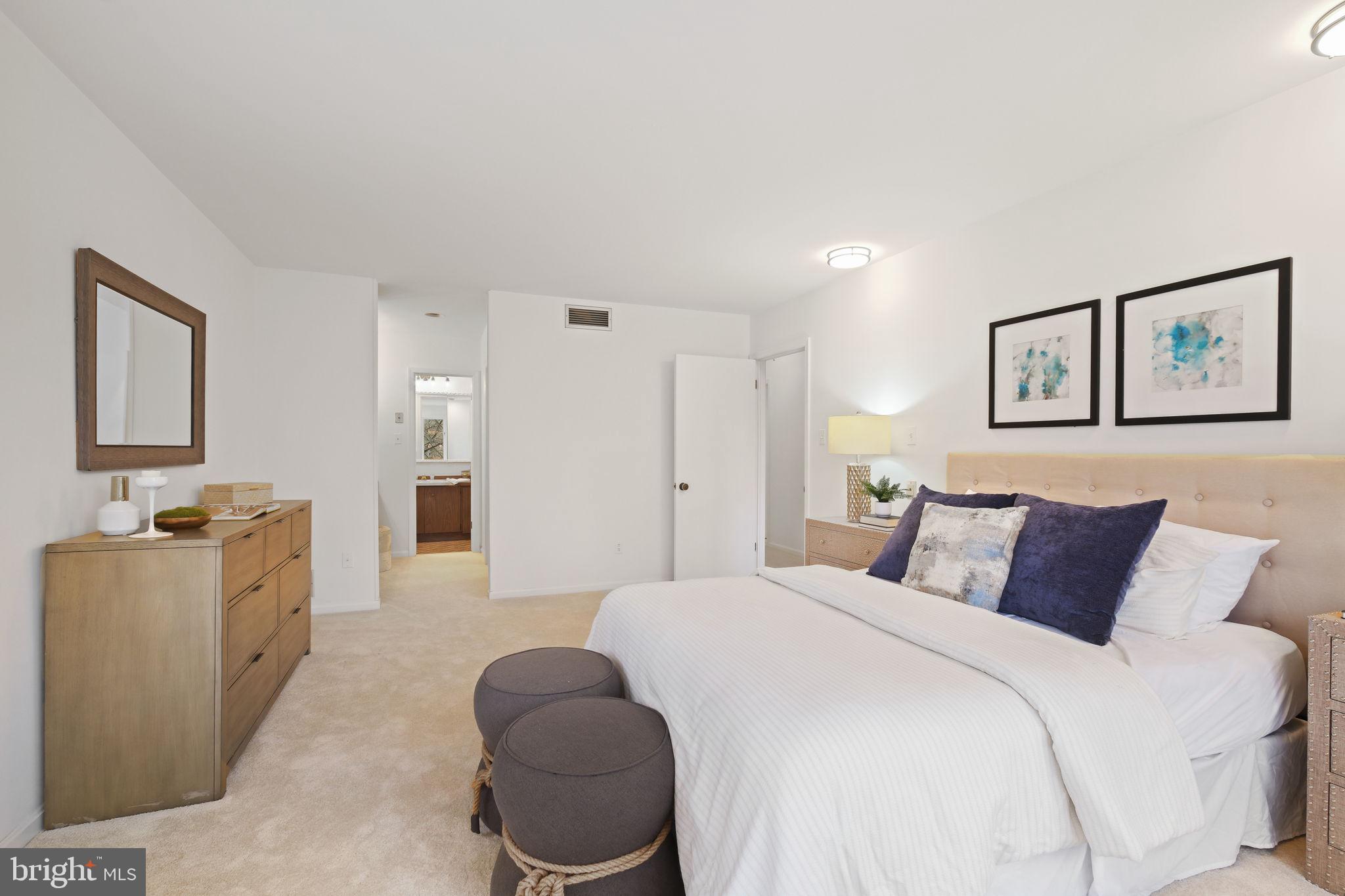 KENWOOD PARK - Residential