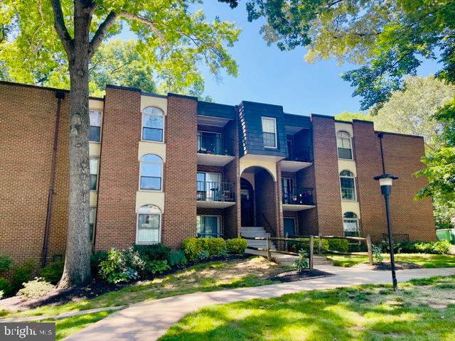 WOODBURN VILLAGE - Residential