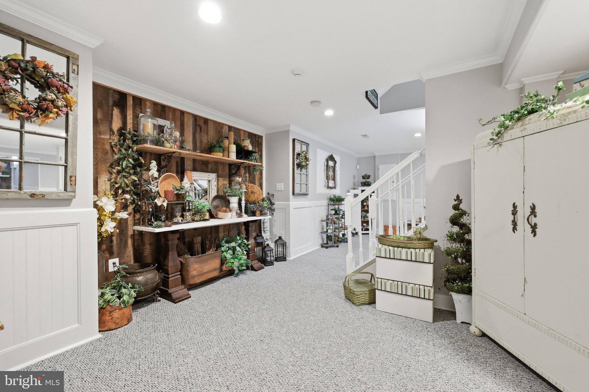 SUN MEADOW - Residential