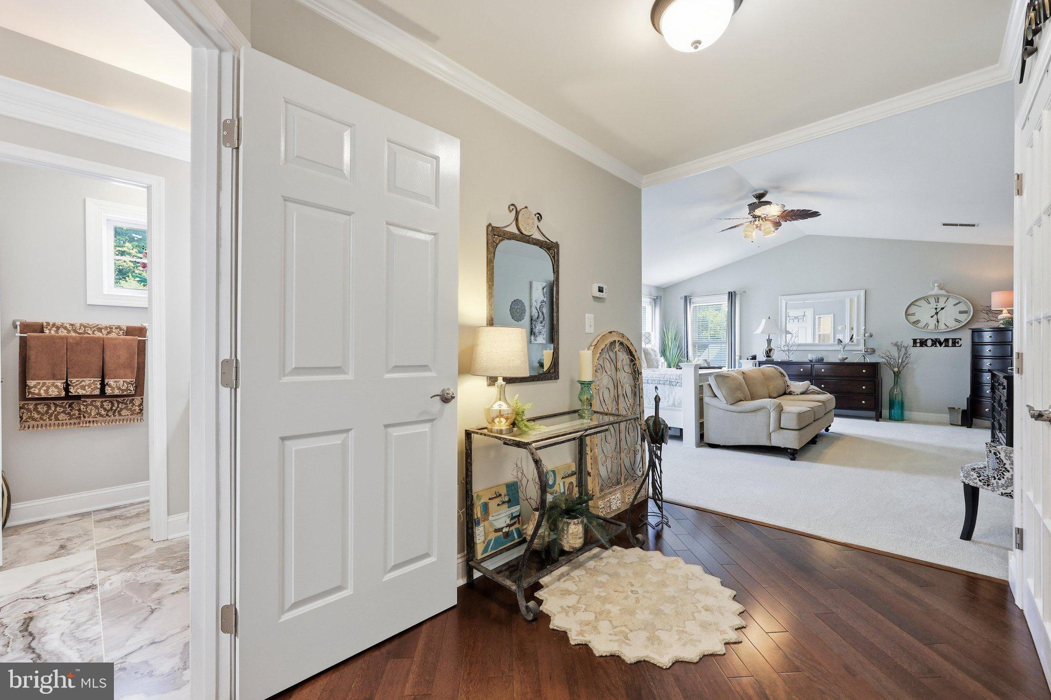 SUN MEADOW - Residential