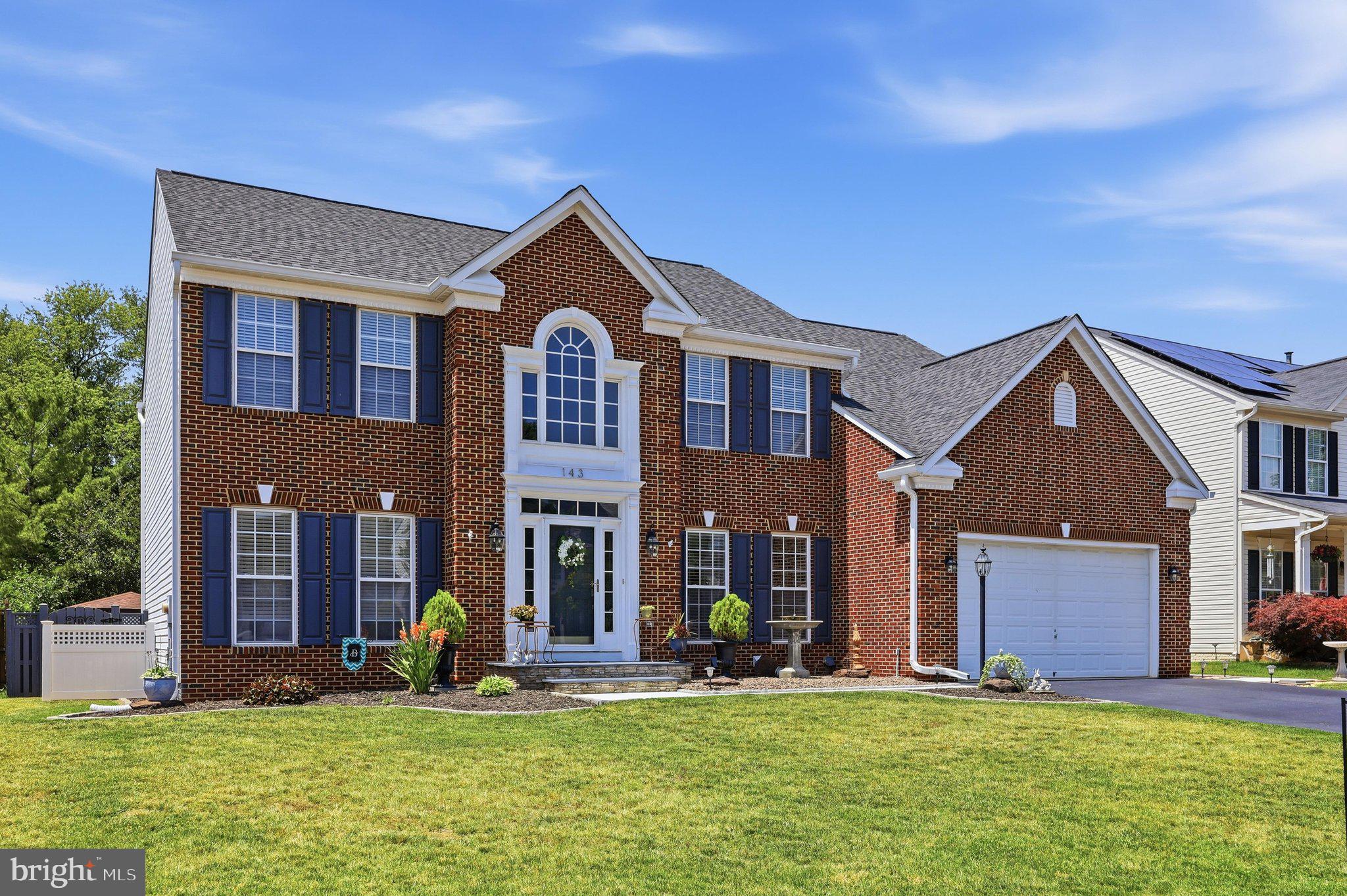 SUN MEADOW - Residential