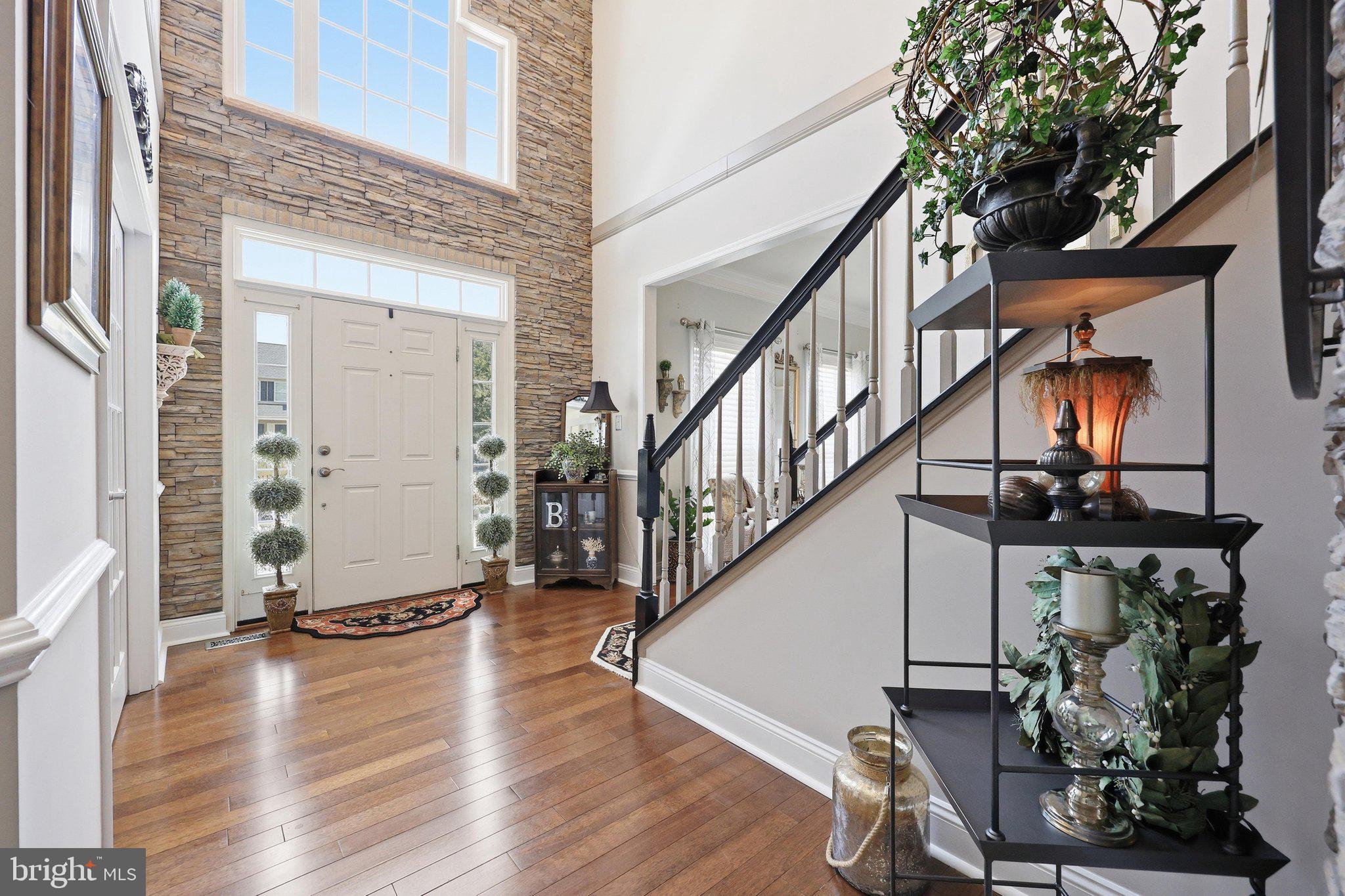 SUN MEADOW - Residential