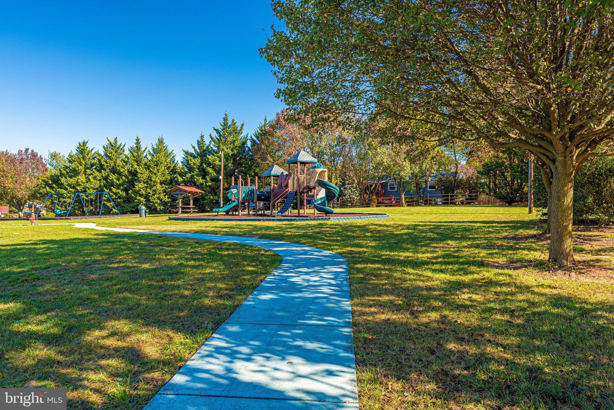 SUN MEADOW - Residential