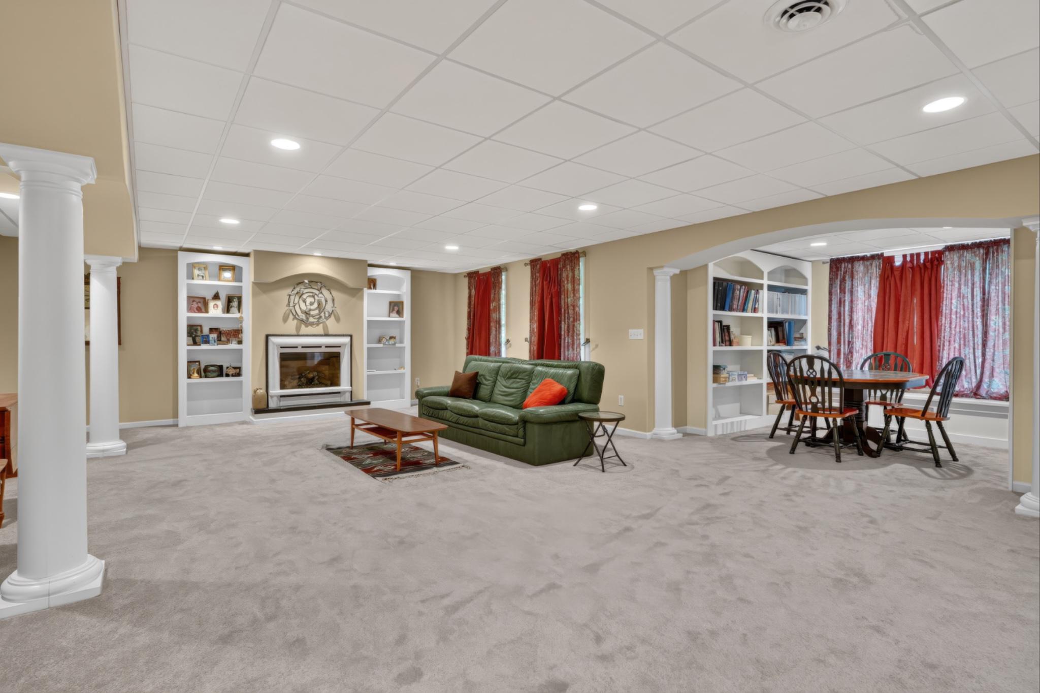 BRITTANY HILLS - Residential