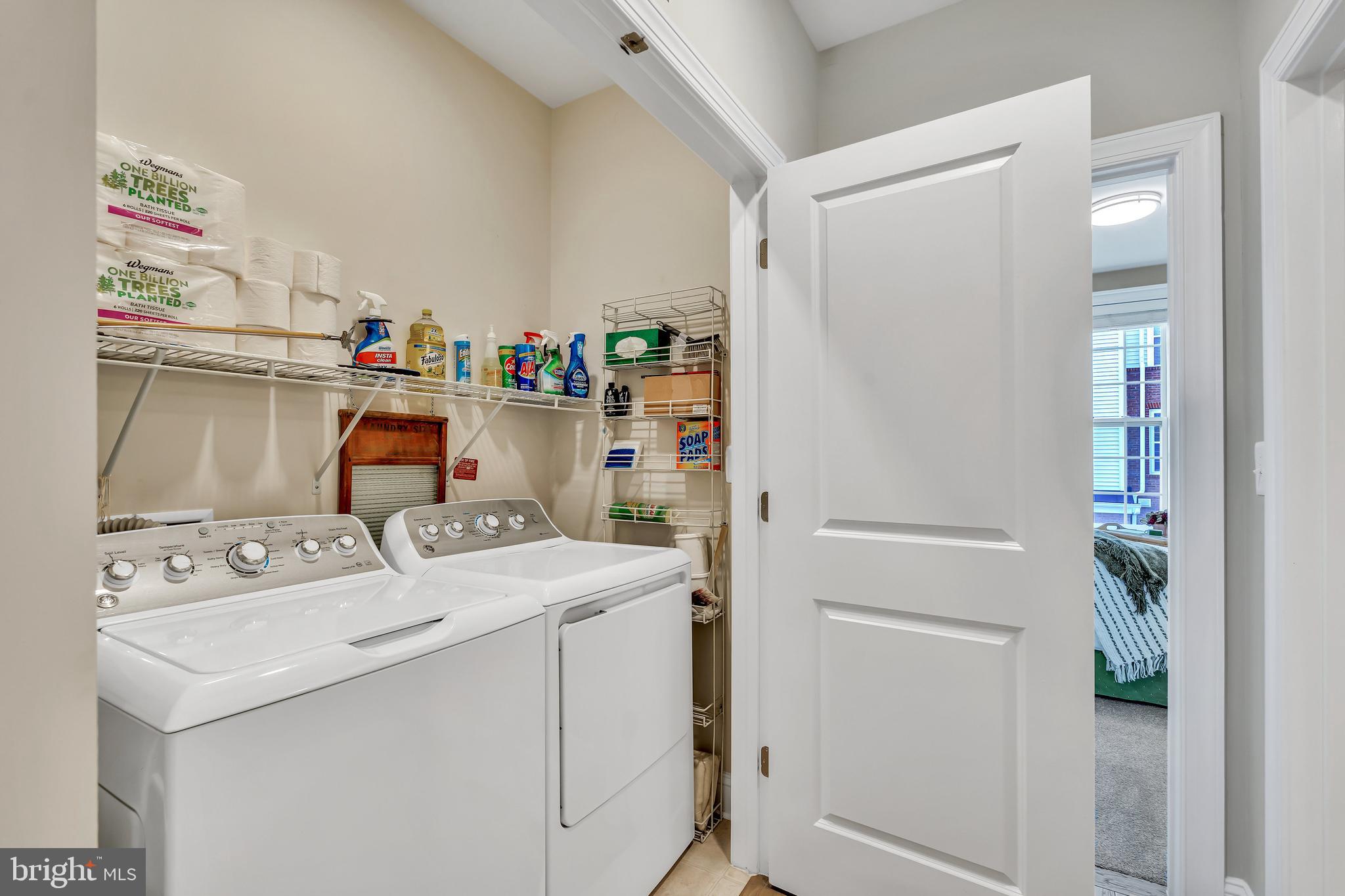 REGENCY AT ASHBURN - Residential