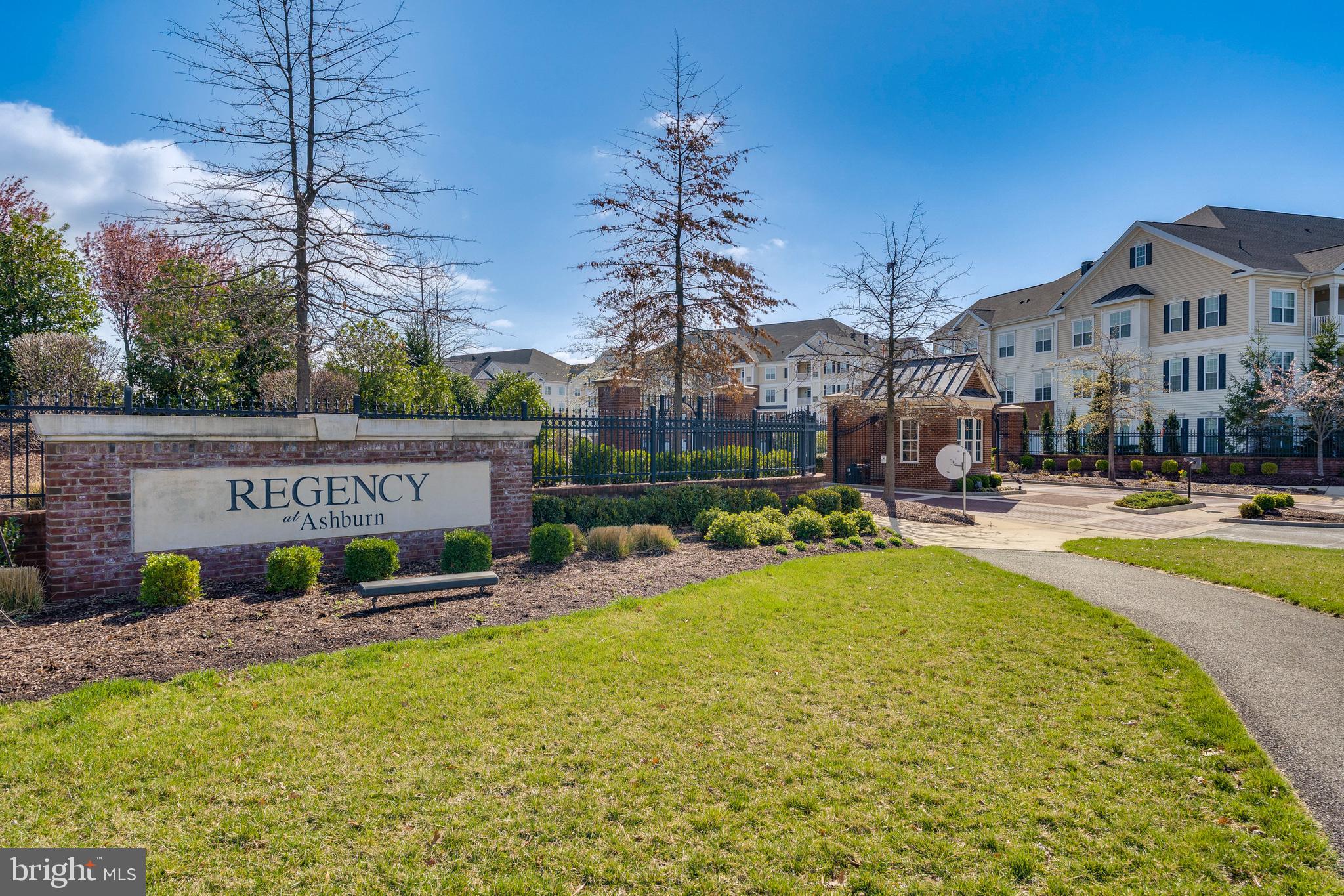 REGENCY AT ASHBURN - Residential