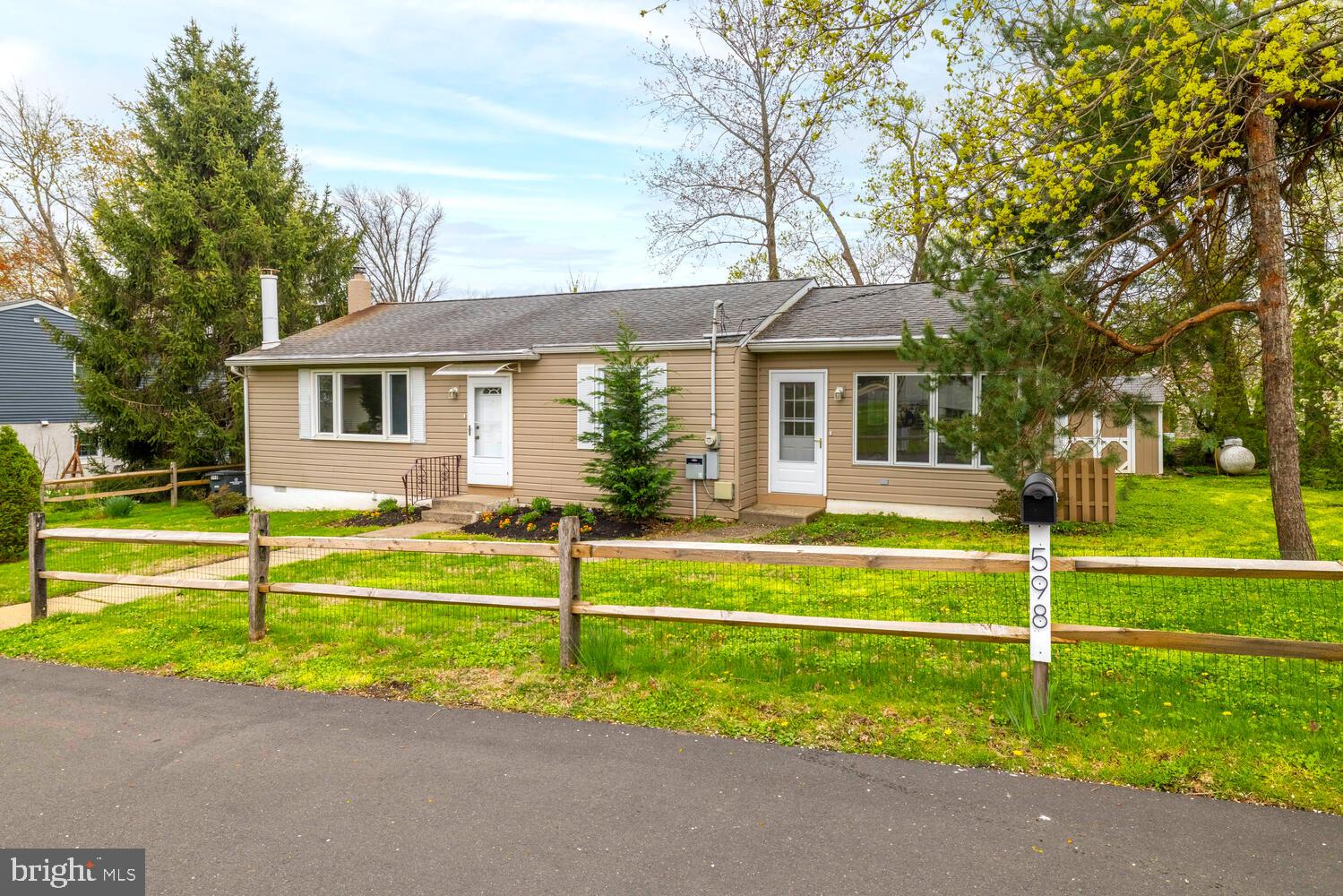 HUNTINGDON VALLEY - Residential
