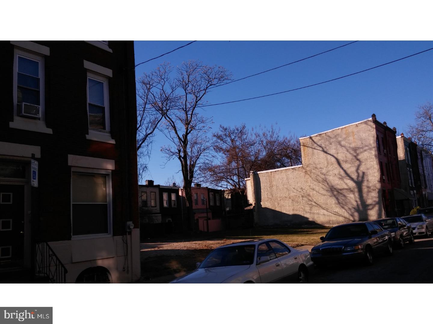 FAIRMOUNT - Land