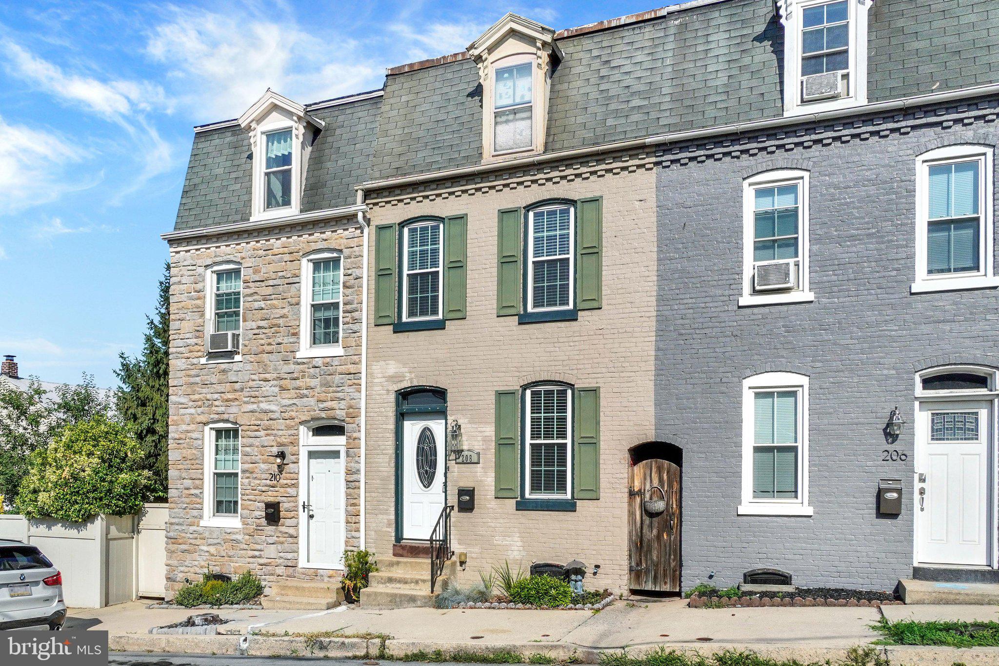 COLUMBIA BOROUGH - Residential