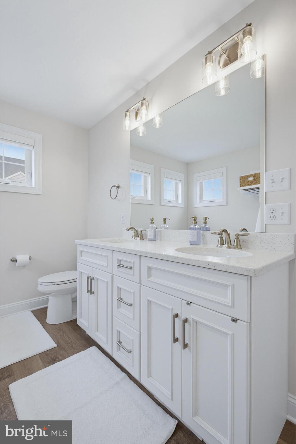 FARMBROOKE MEADOWS - Residential