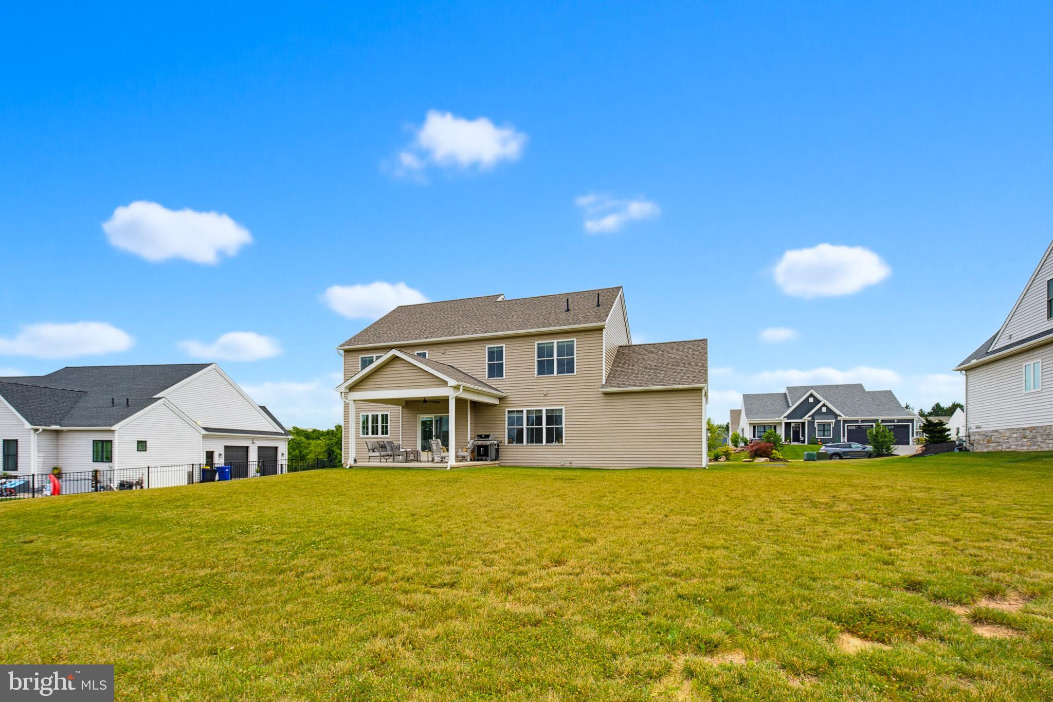 FARMBROOKE MEADOWS - Residential