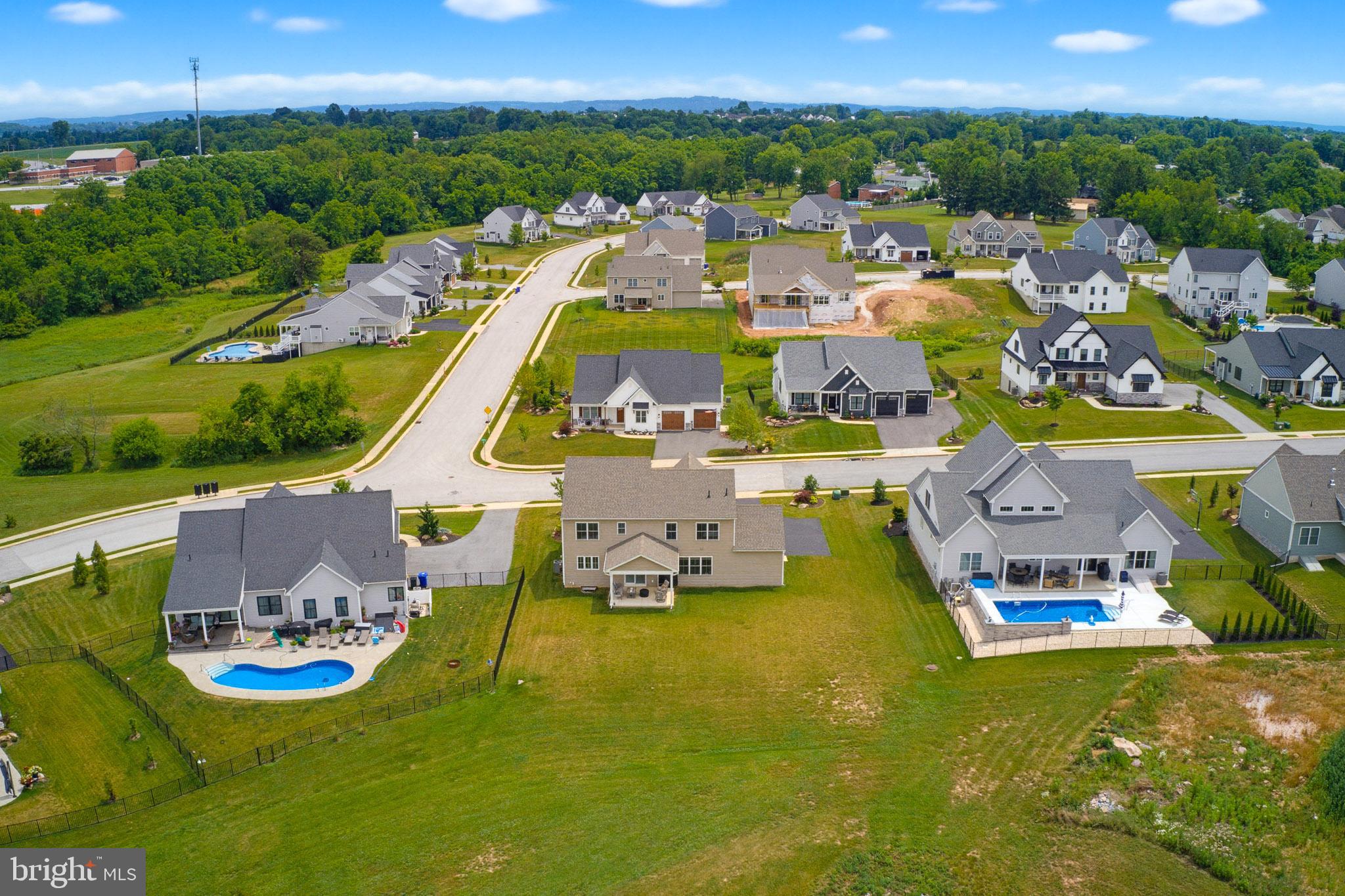 FARMBROOKE MEADOWS - Residential