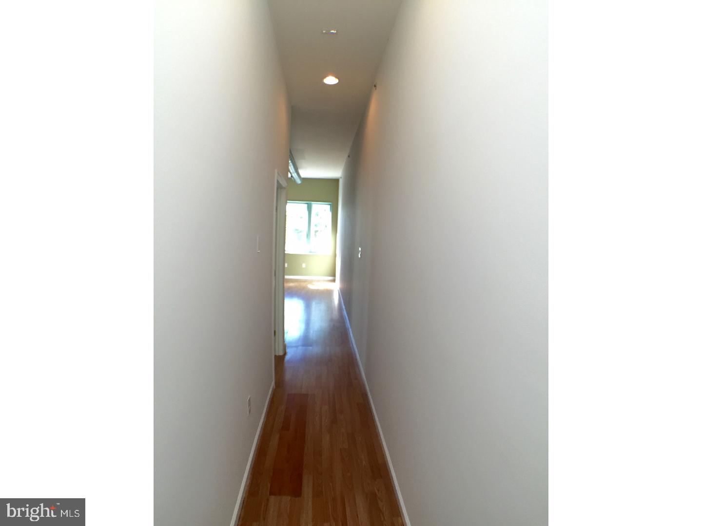 UNIVERSITY CITY - Residential Lease