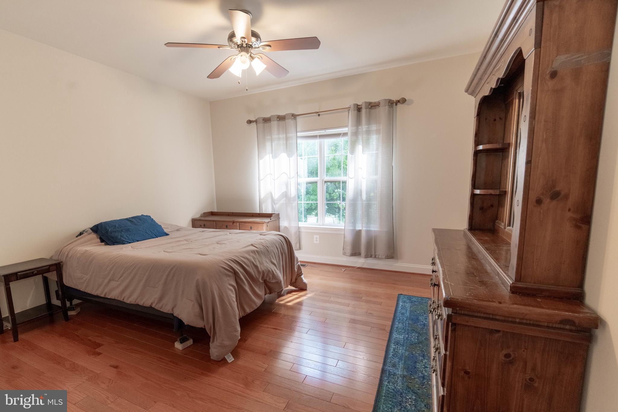 PEMBROOKE - Residential