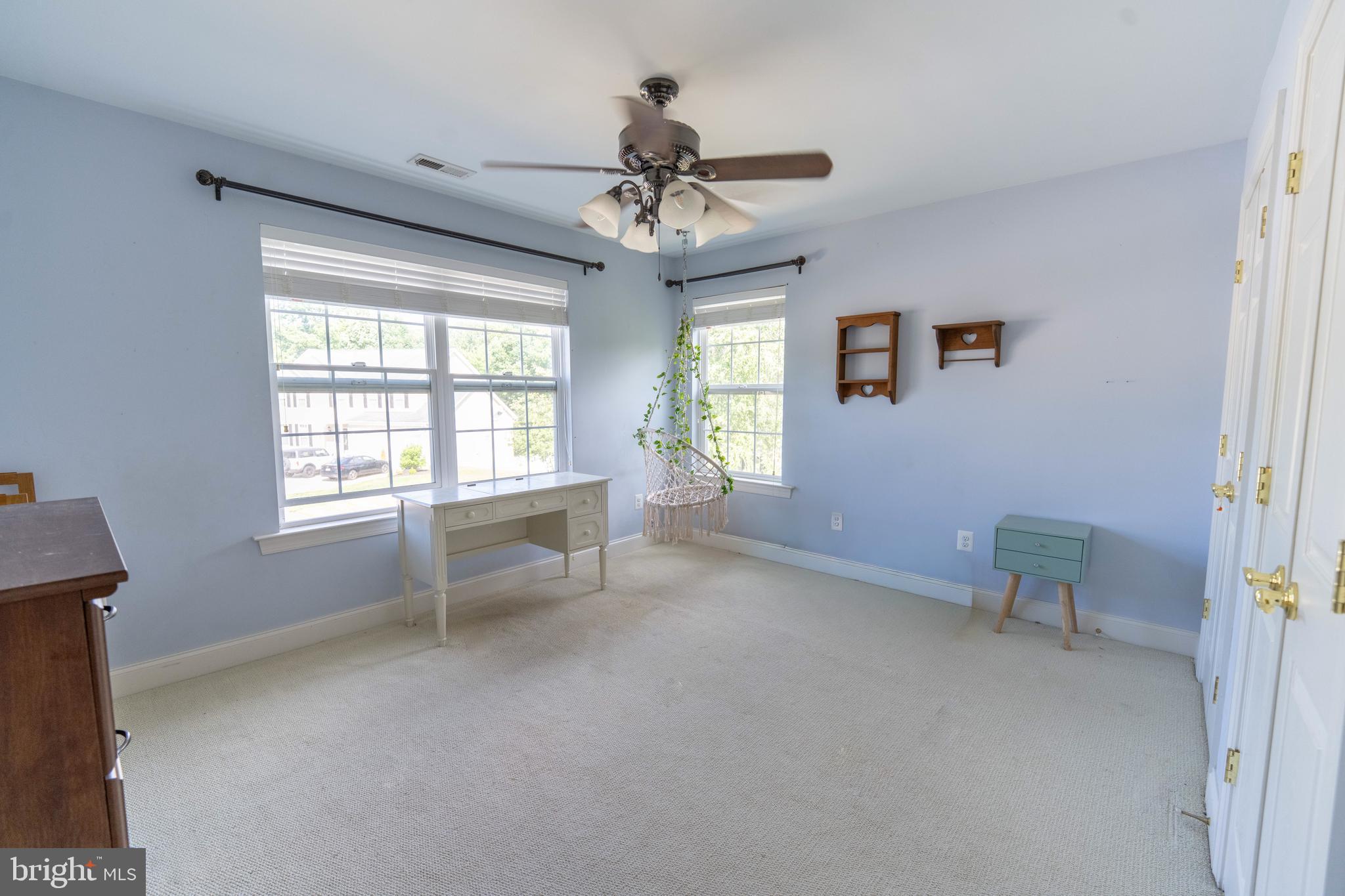 PEMBROOKE - Residential