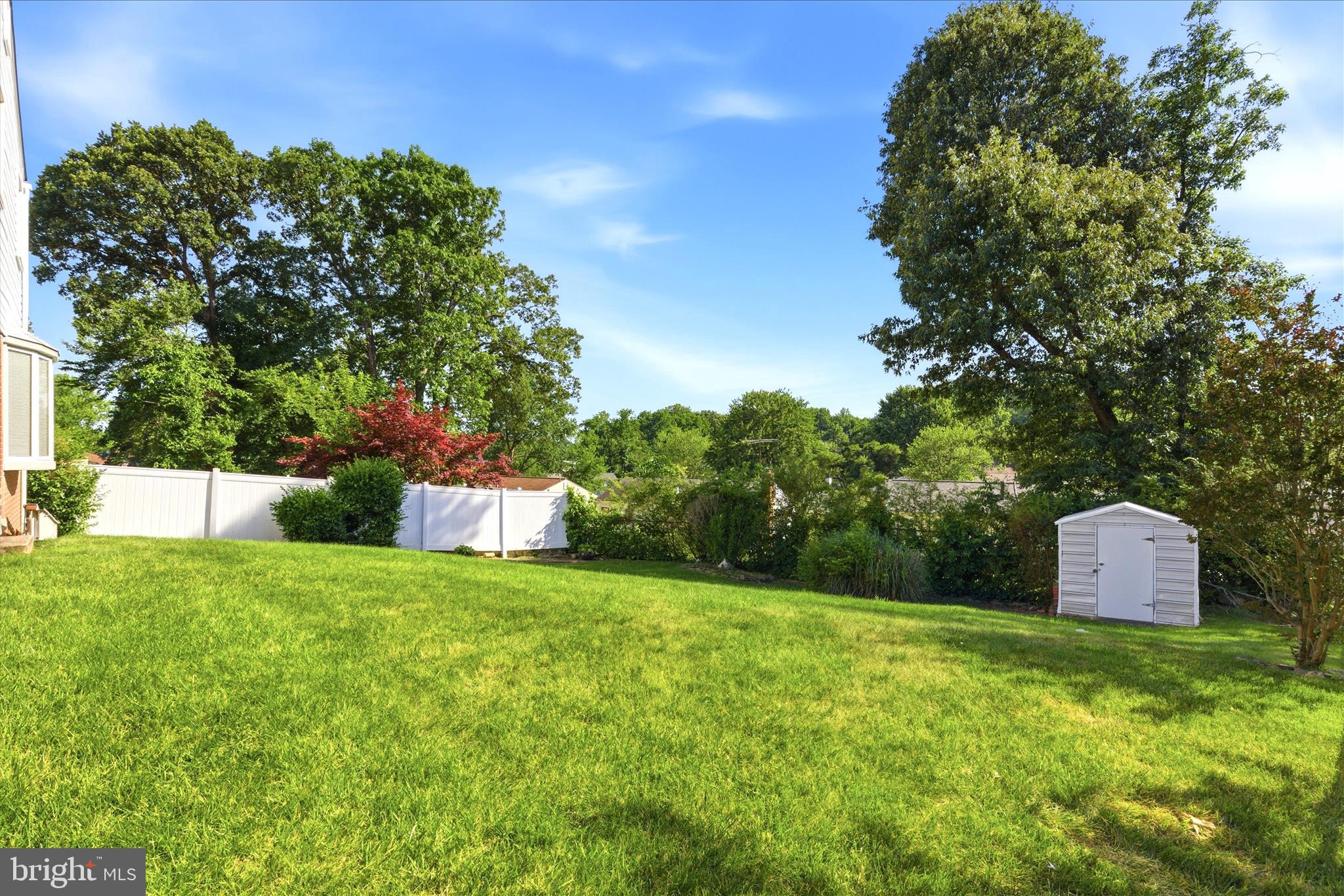 FAIRFIELD KNOLLS - Residential
