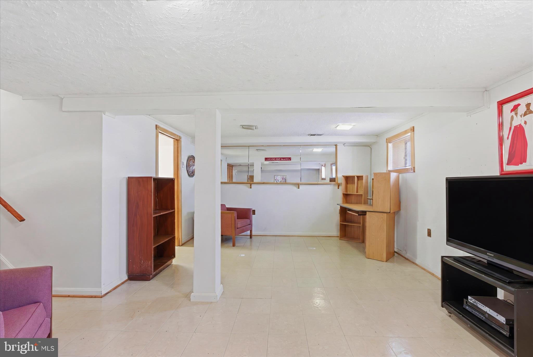 FAIRFIELD KNOLLS - Residential