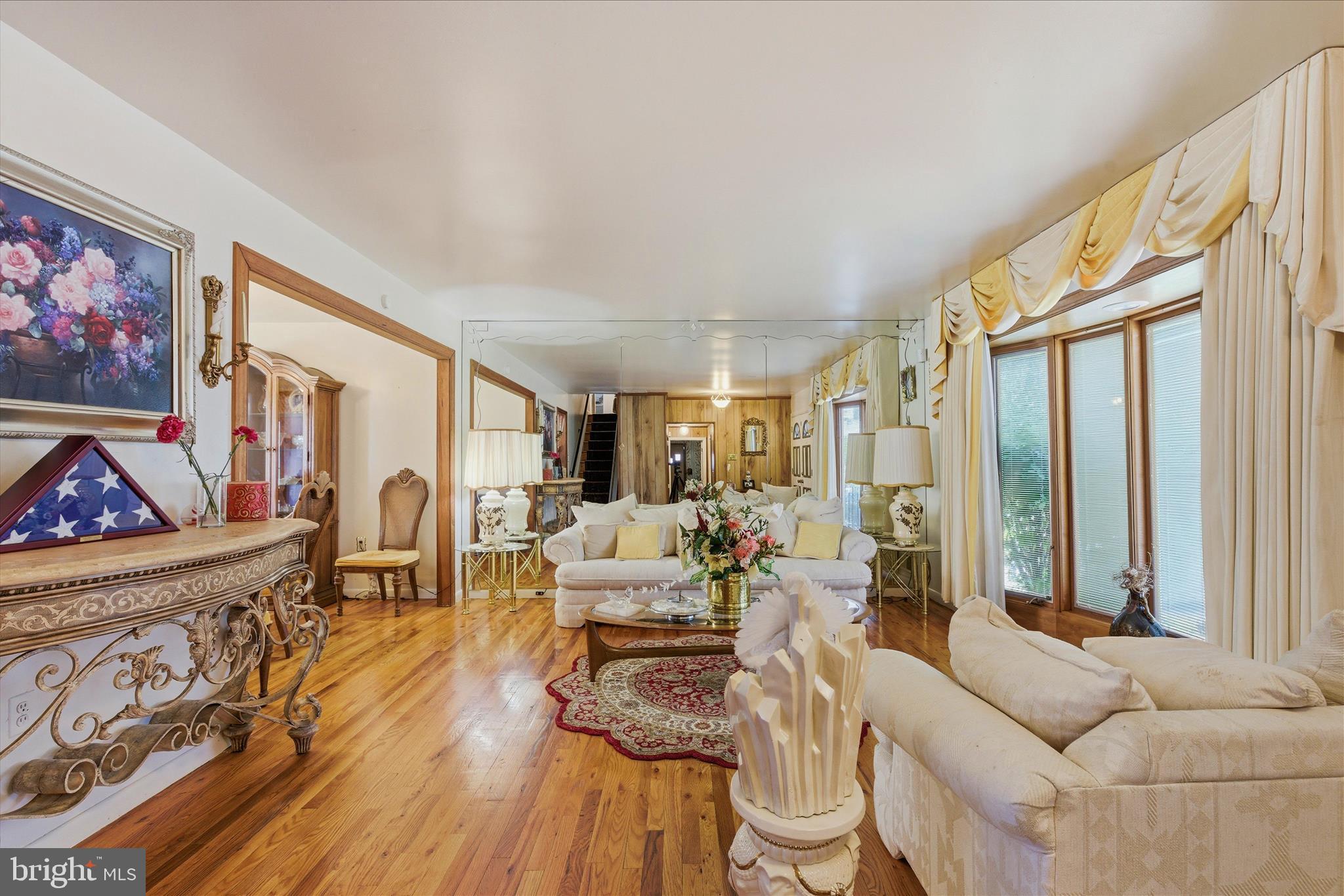 FAIRFIELD KNOLLS - Residential