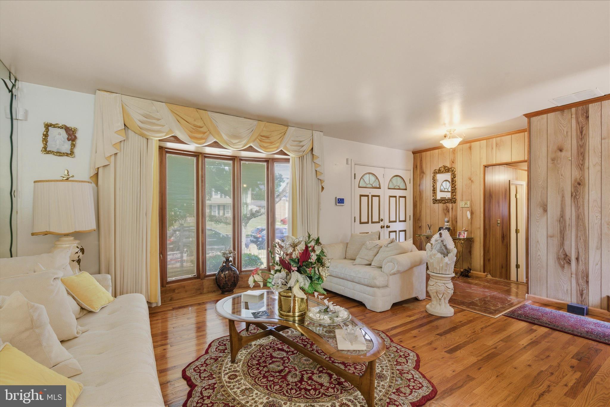 FAIRFIELD KNOLLS - Residential