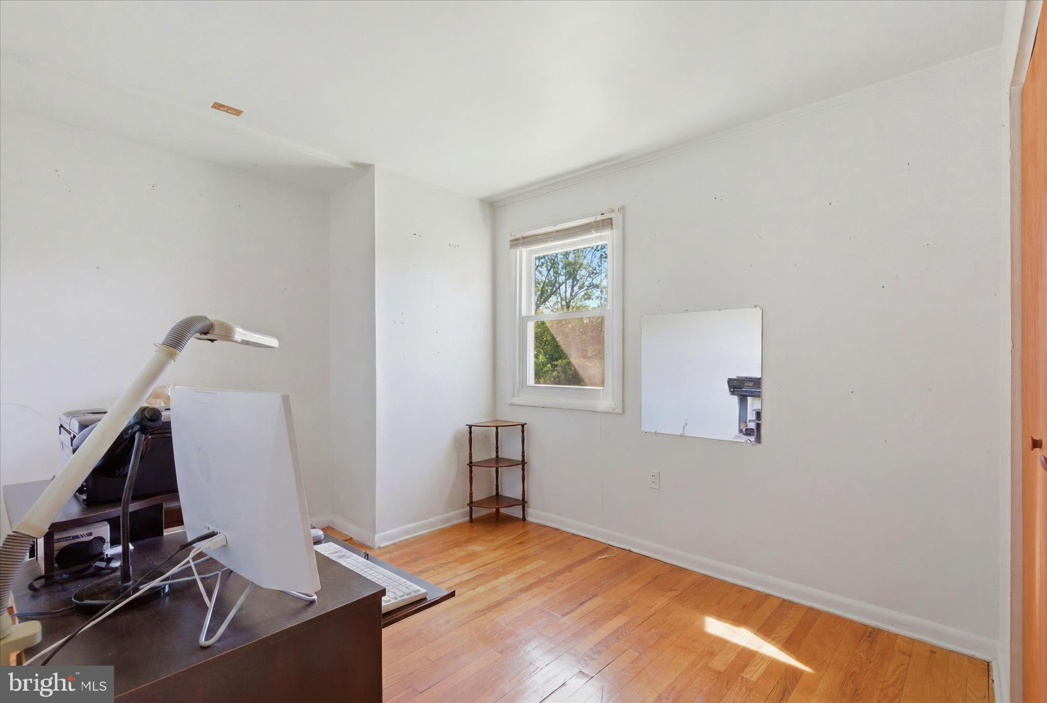 FAIRFIELD KNOLLS - Residential