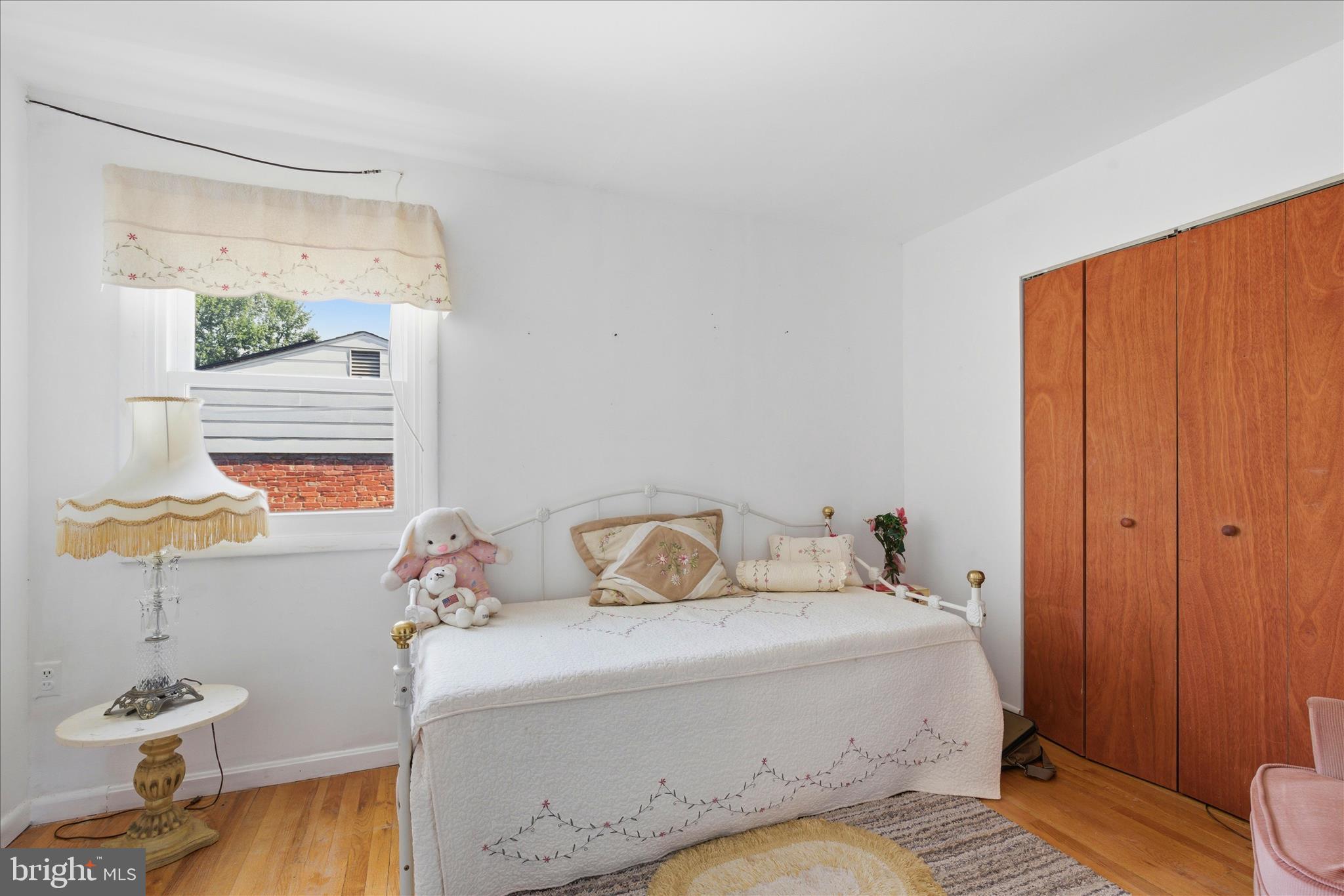 FAIRFIELD KNOLLS - Residential