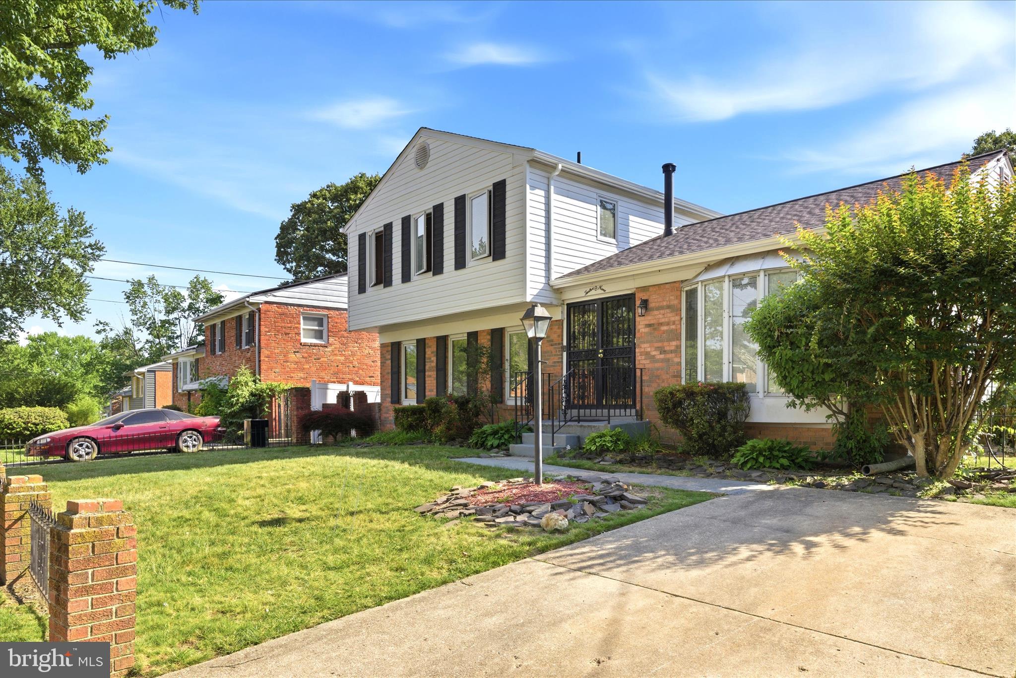 FAIRFIELD KNOLLS - Residential