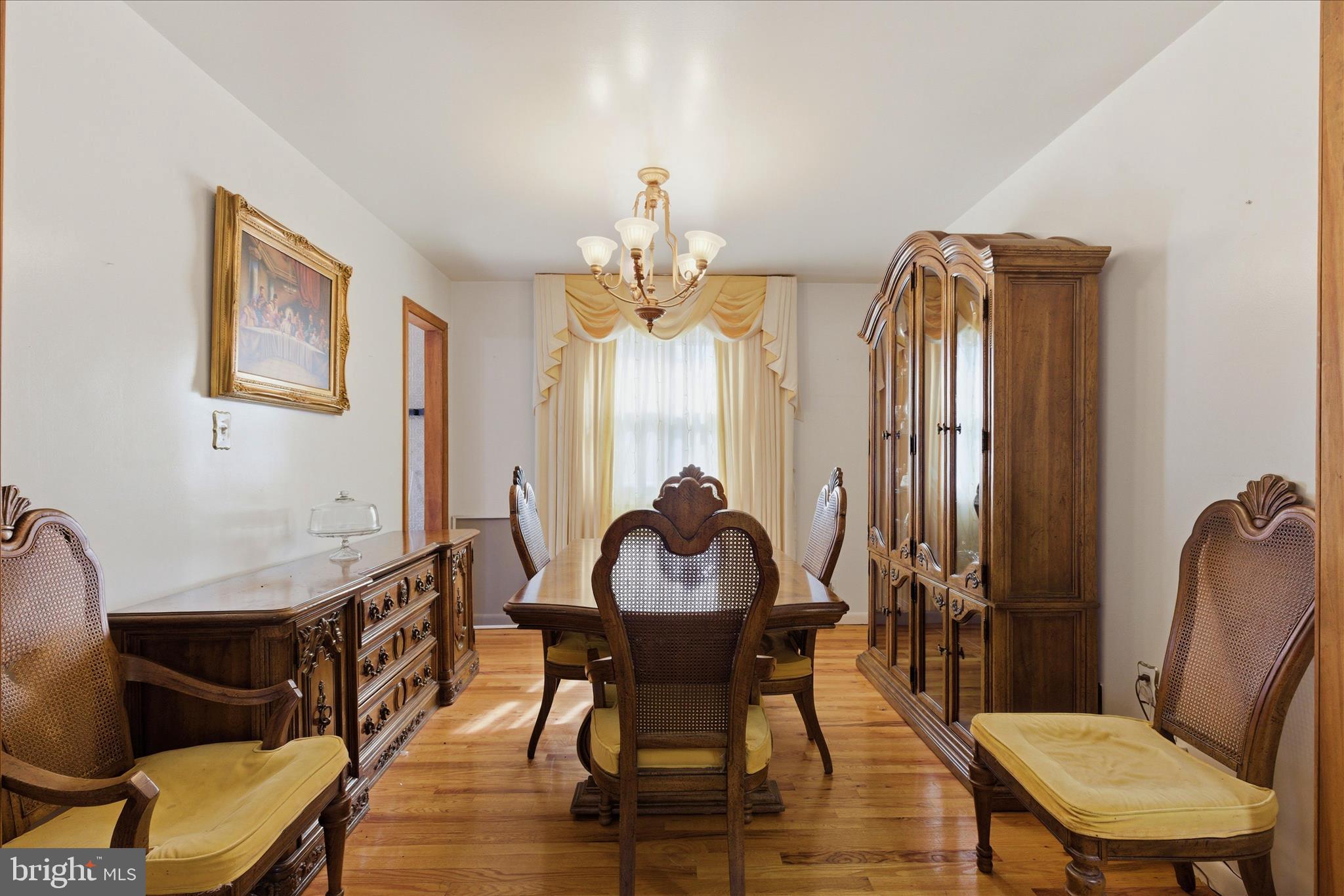 FAIRFIELD KNOLLS - Residential