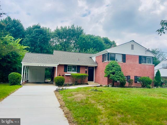 LYNBROOK - Residential