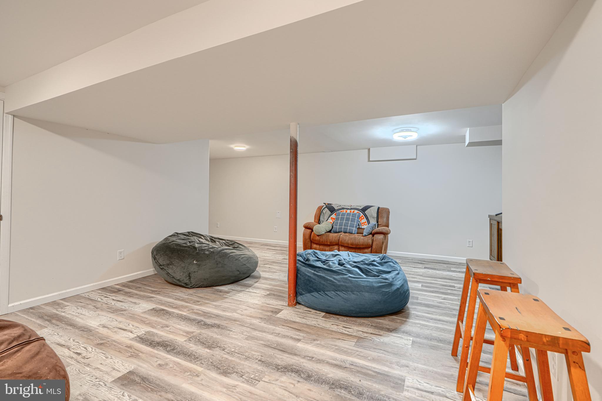 PERRY HALL - Residential