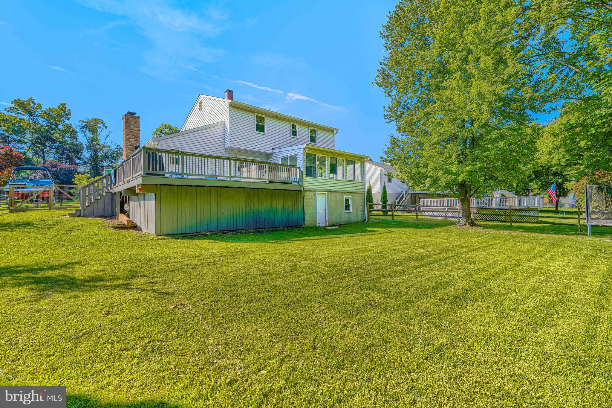 PERRY HALL - Residential
