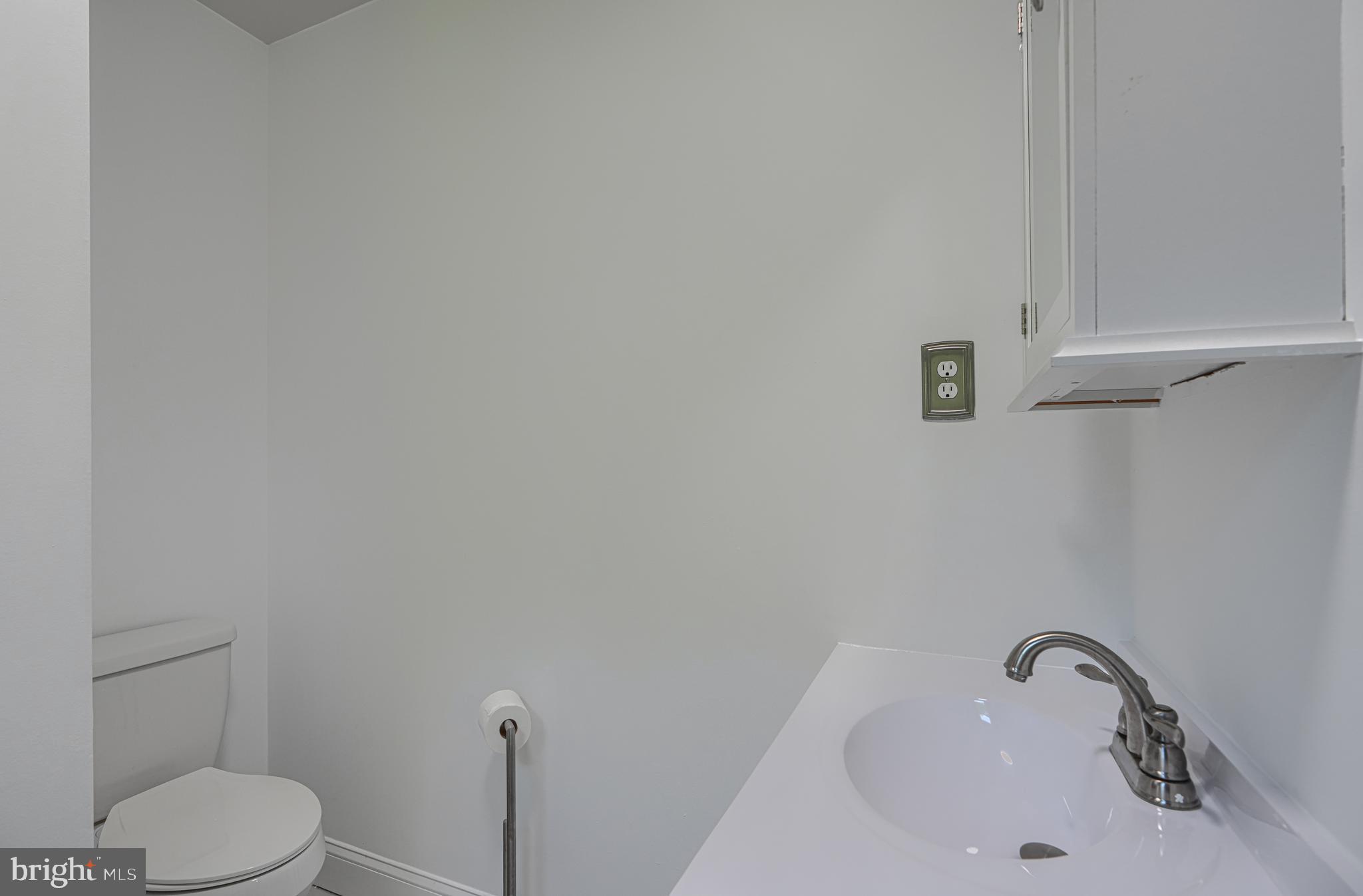 PERRY HALL - Residential