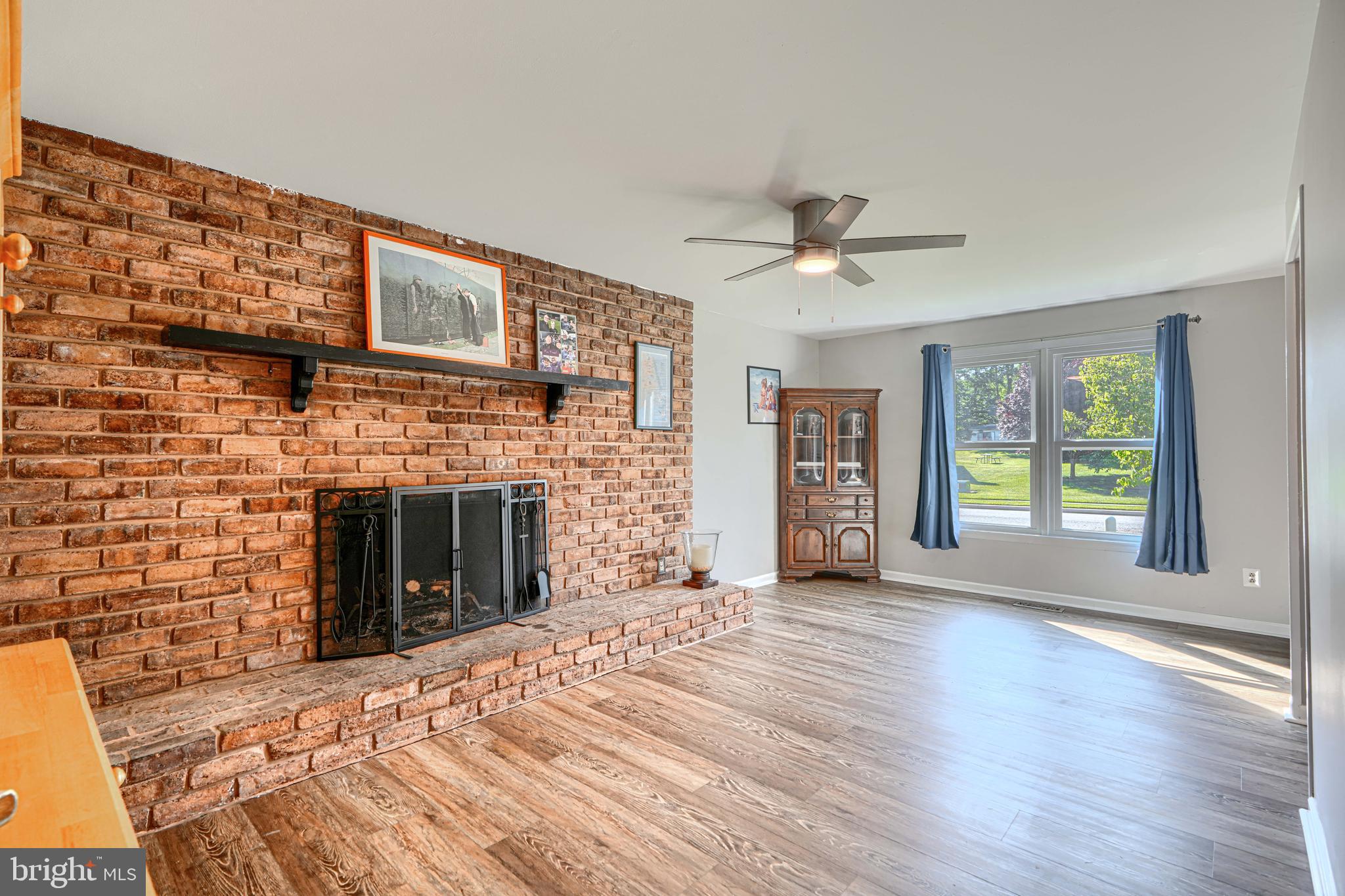 PERRY HALL - Residential