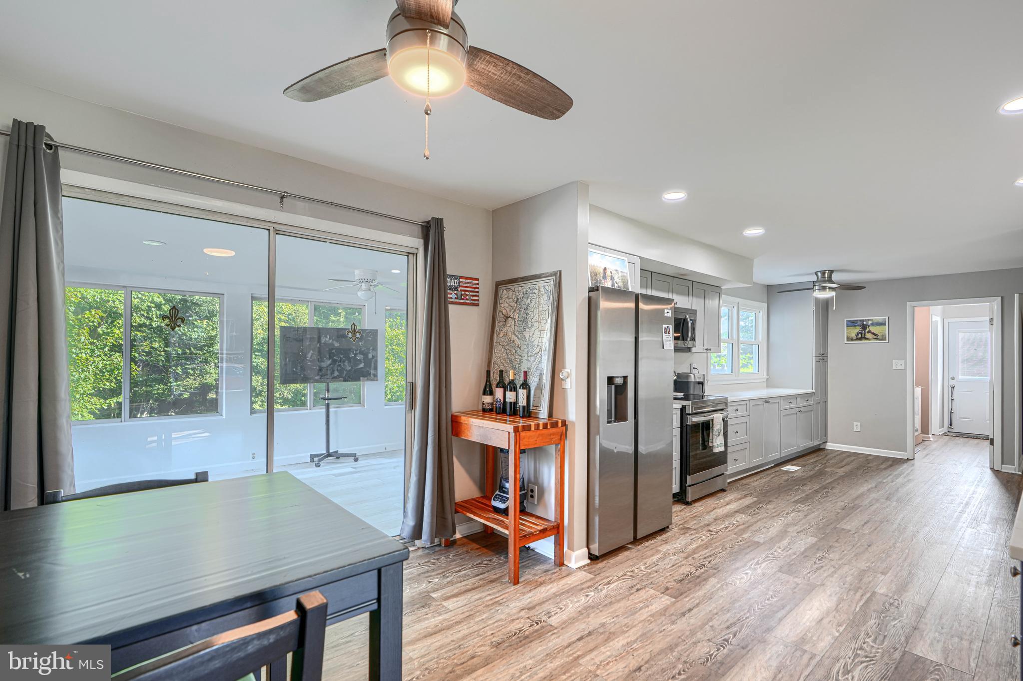 PERRY HALL - Residential