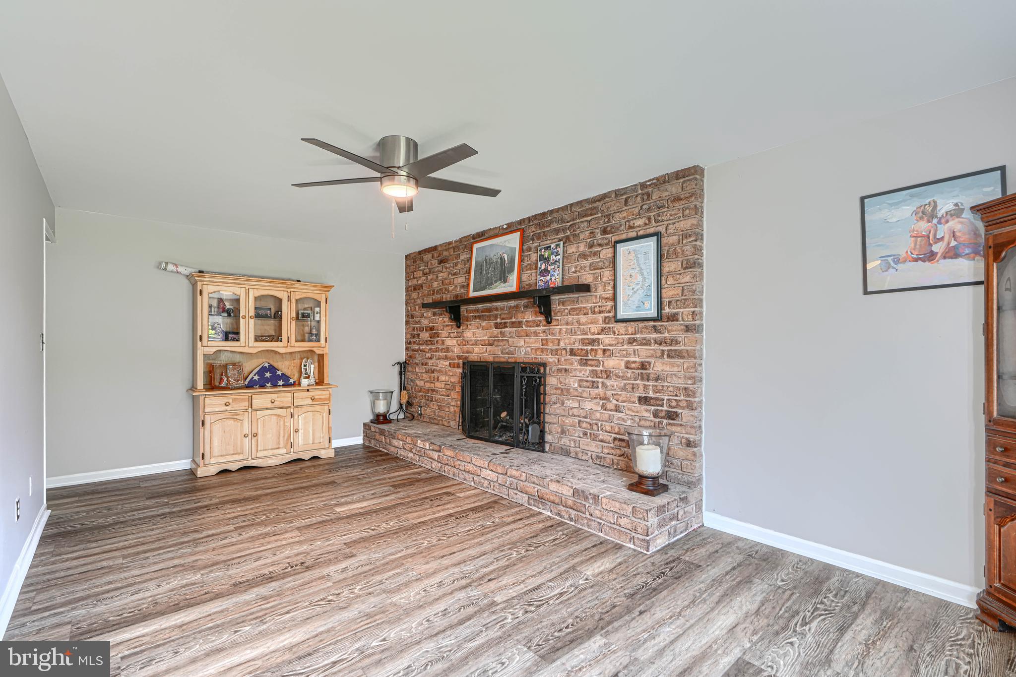 PERRY HALL - Residential