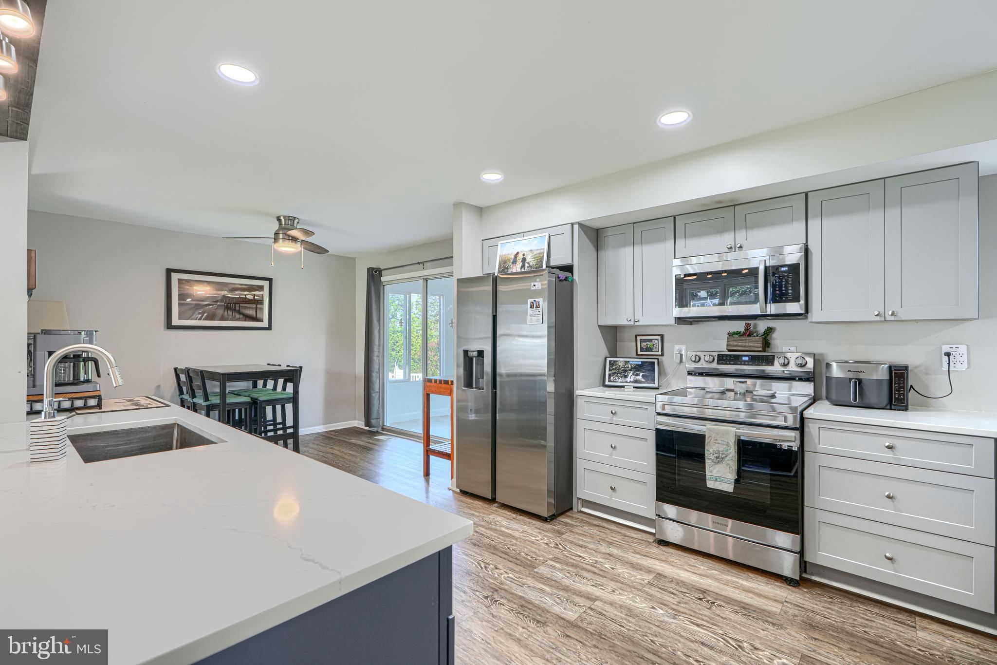 PERRY HALL - Residential