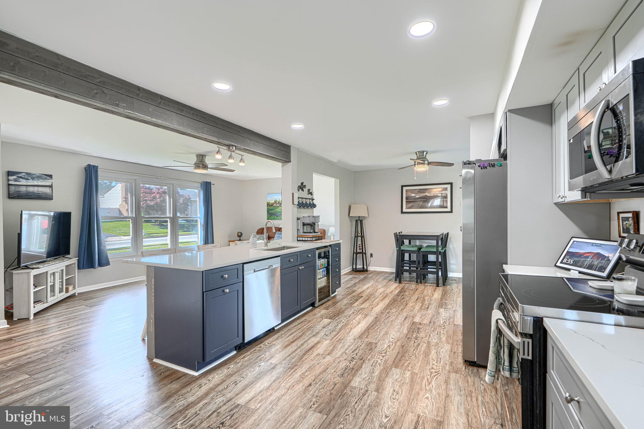 PERRY HALL - Residential