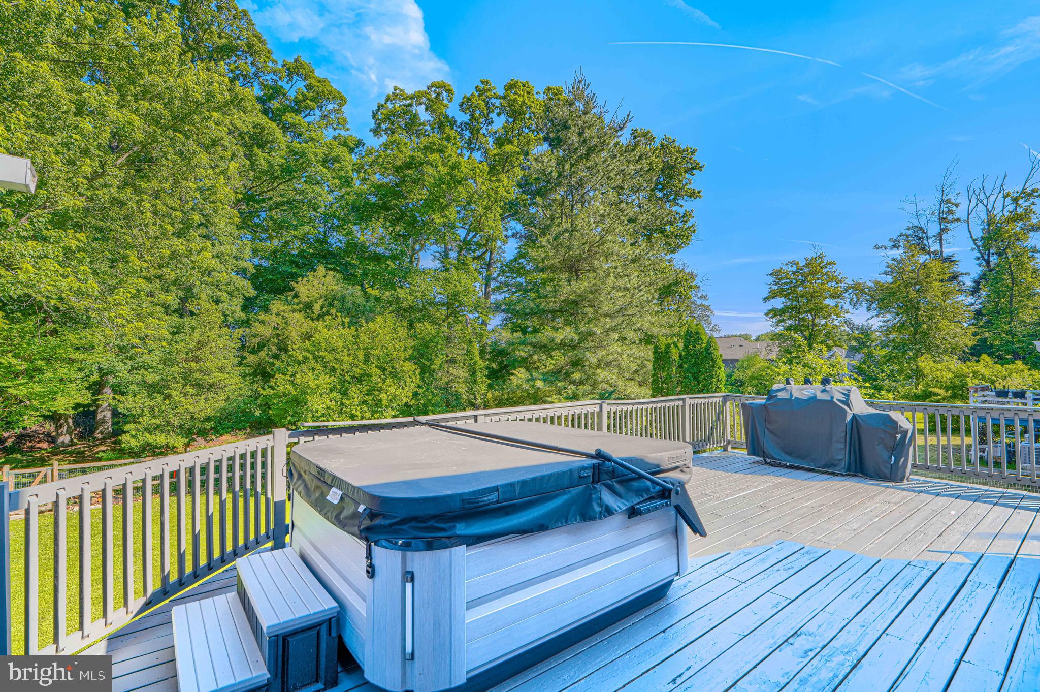 PERRY HALL - Residential