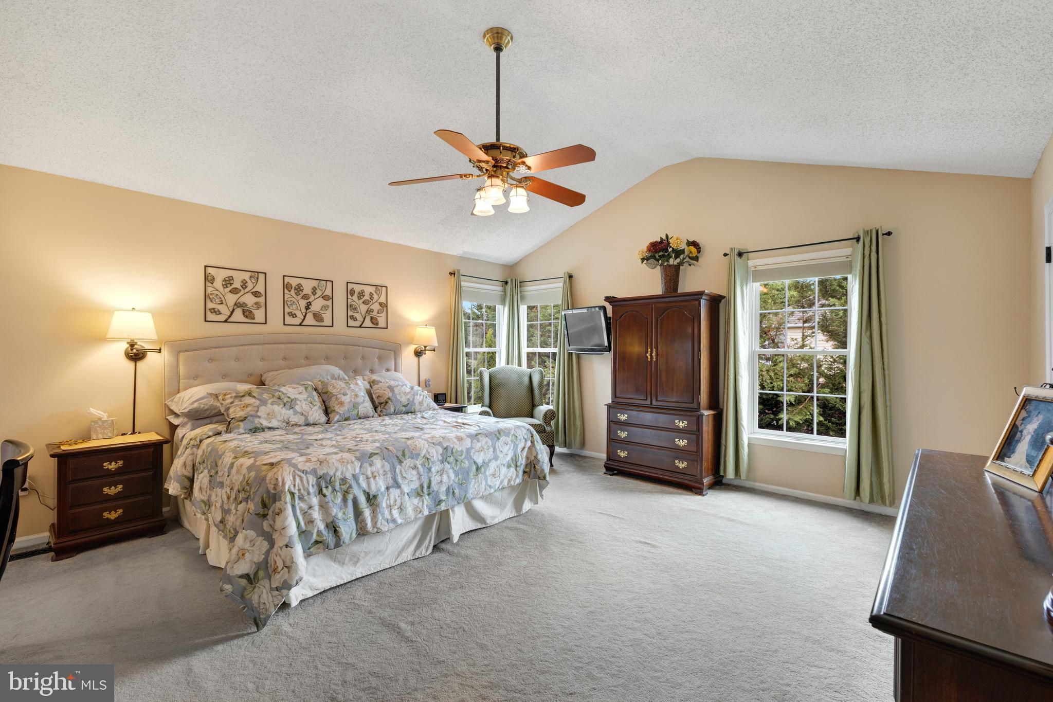 LAUREL OAKS - Residential