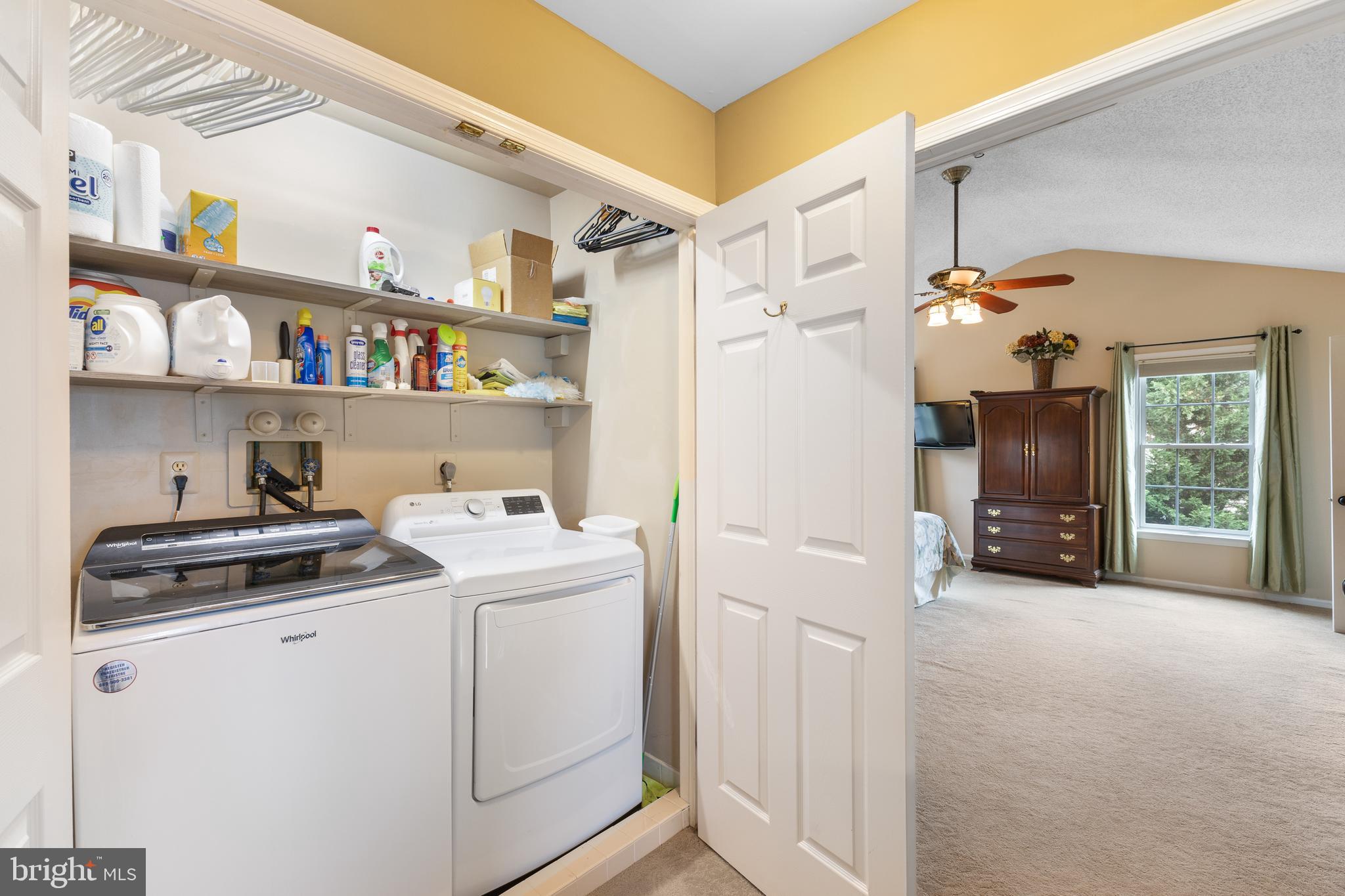 LAUREL OAKS - Residential