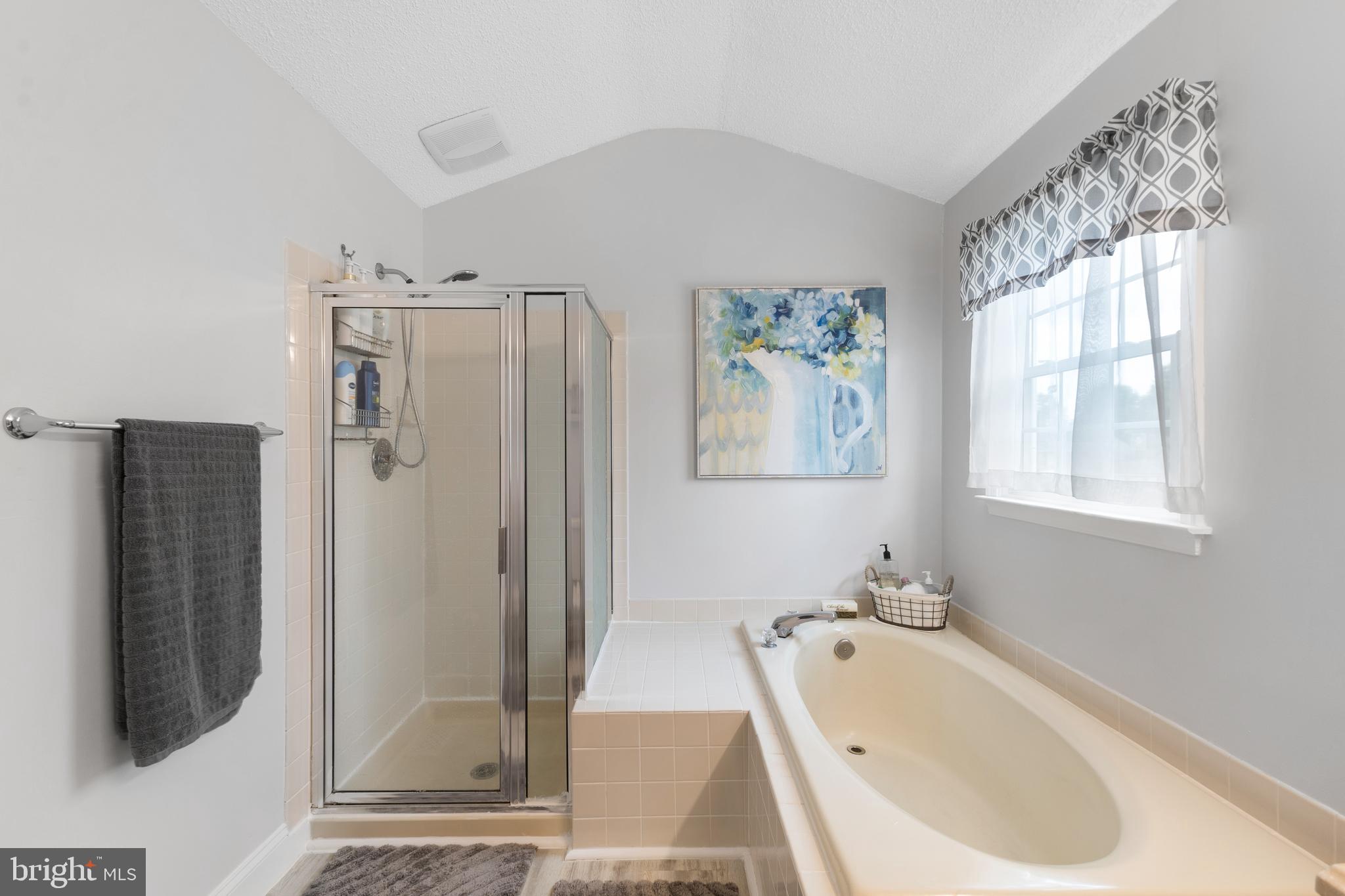 LAUREL OAKS - Residential
