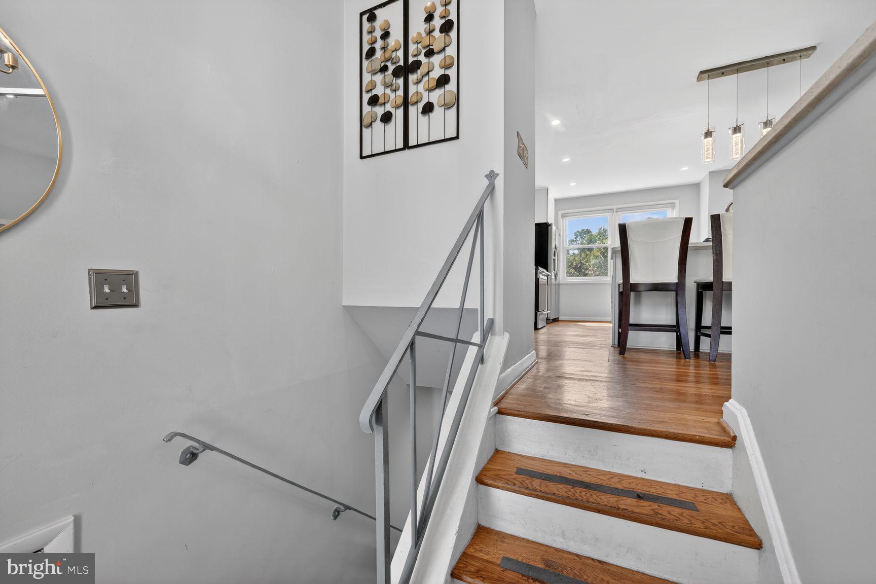 FOREST KNOLLS - Residential